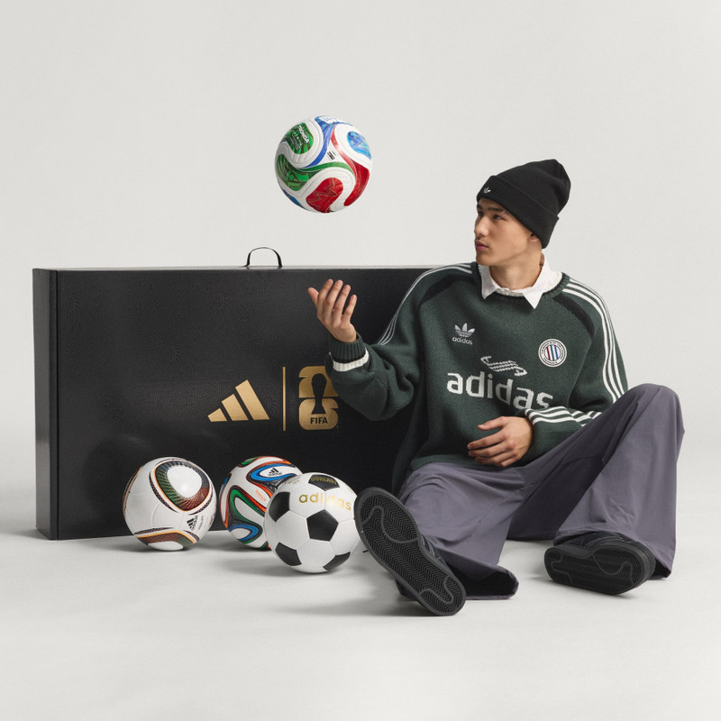 FIFA World Cup 26™ Historical Pro Ball Set 6