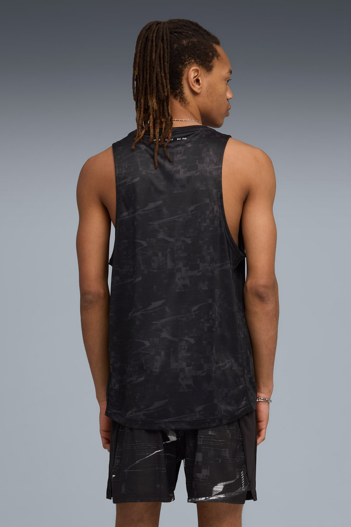 M RUN CLUB GRAPHIC TANK Men - 4