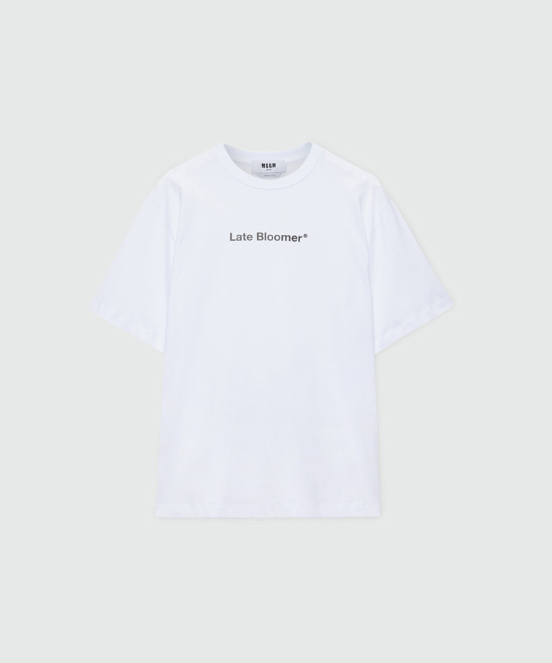 White short-sleeve cotton jersey T-shirt with "Late Bloomer" quote print on the front 1
