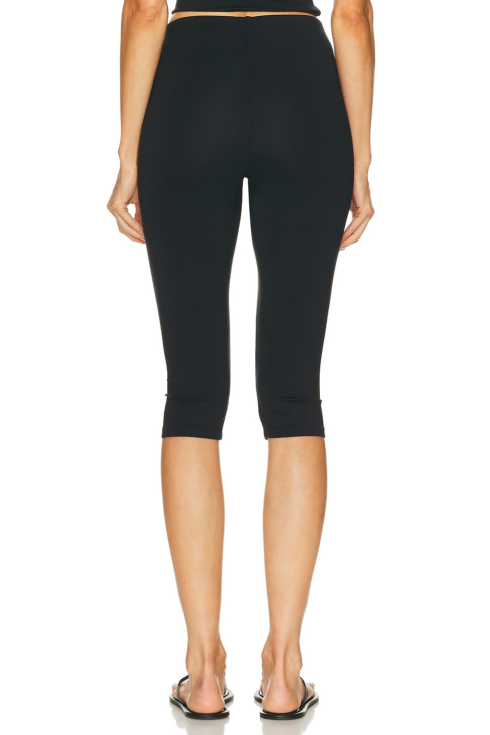 Smooth Lounge Capri Pant - 4