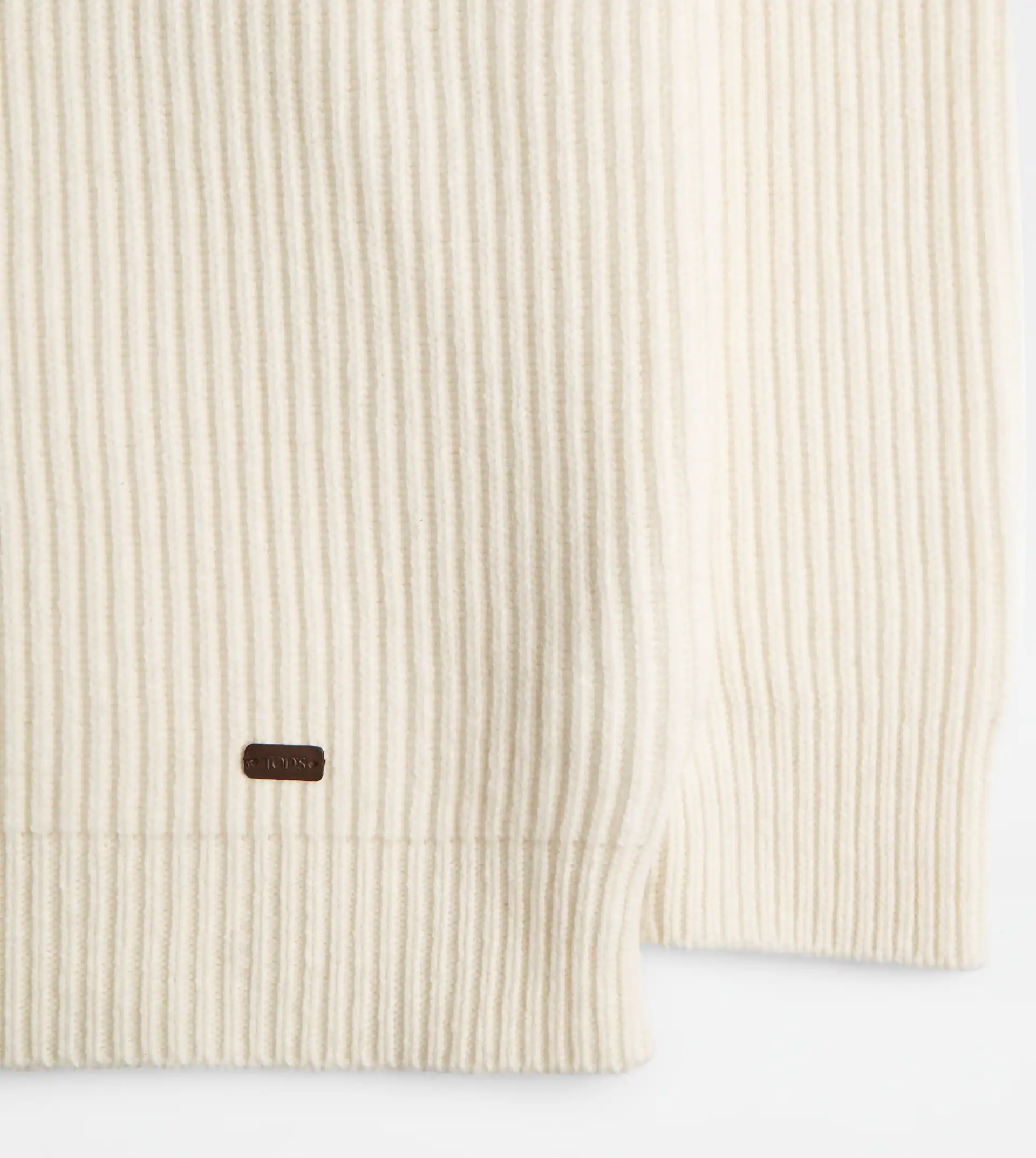 TURTLENECK IN WOOL AND CASHMERE - WHITE - 3
