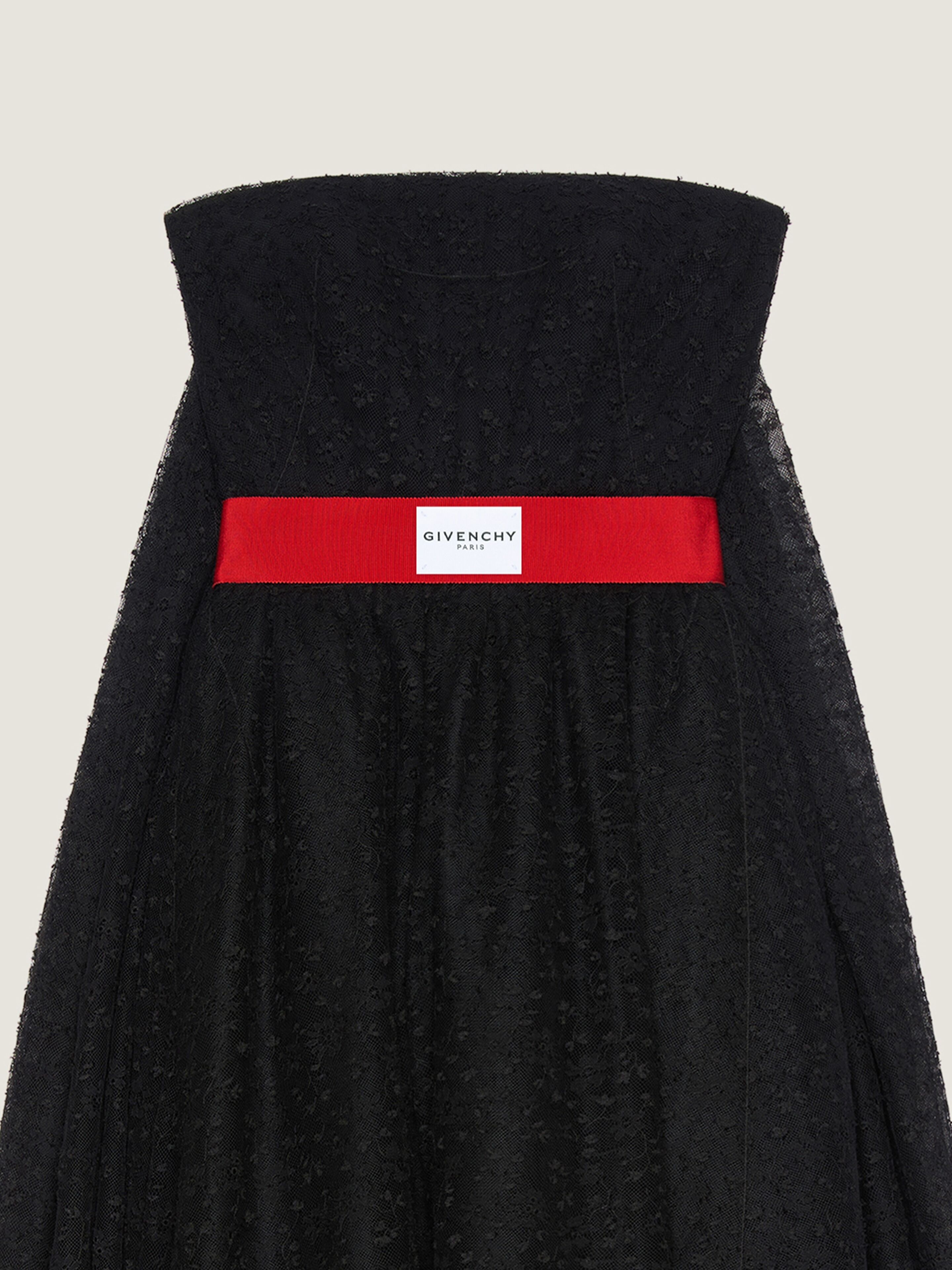 BUSTIER CAPE BACK EVENING DRESS IN LACE - 5
