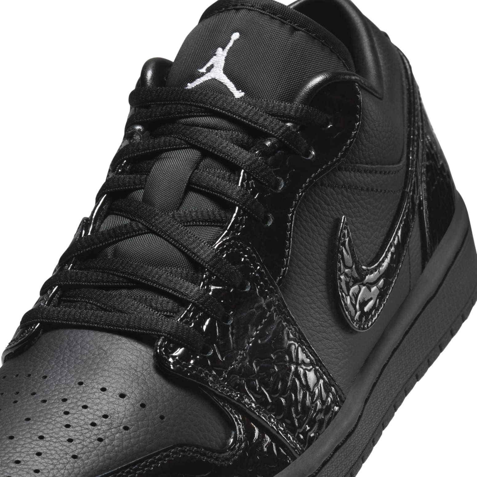 (WMNS) Air Jordan 1 Low SE 'Black Patent' HJ7743-010 - 7
