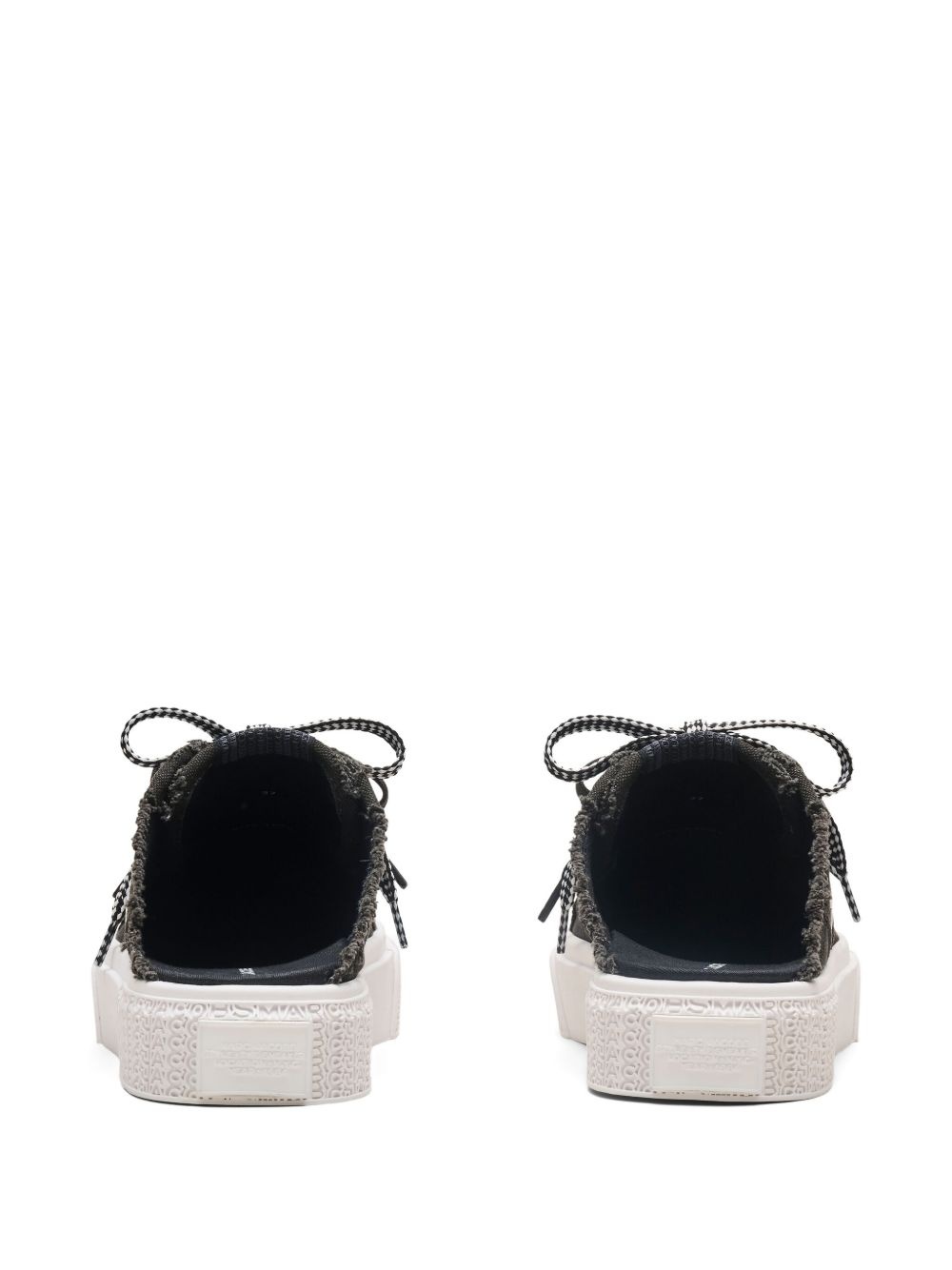 The canvas sneakers - 3