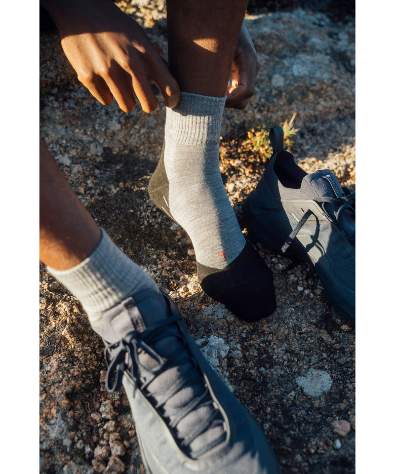 TK5 Wander Short Men Trekking Short socks 11