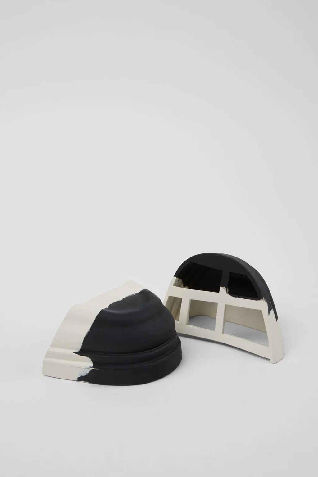 Junction Toe Caps Black and white rubber toe caps - 1