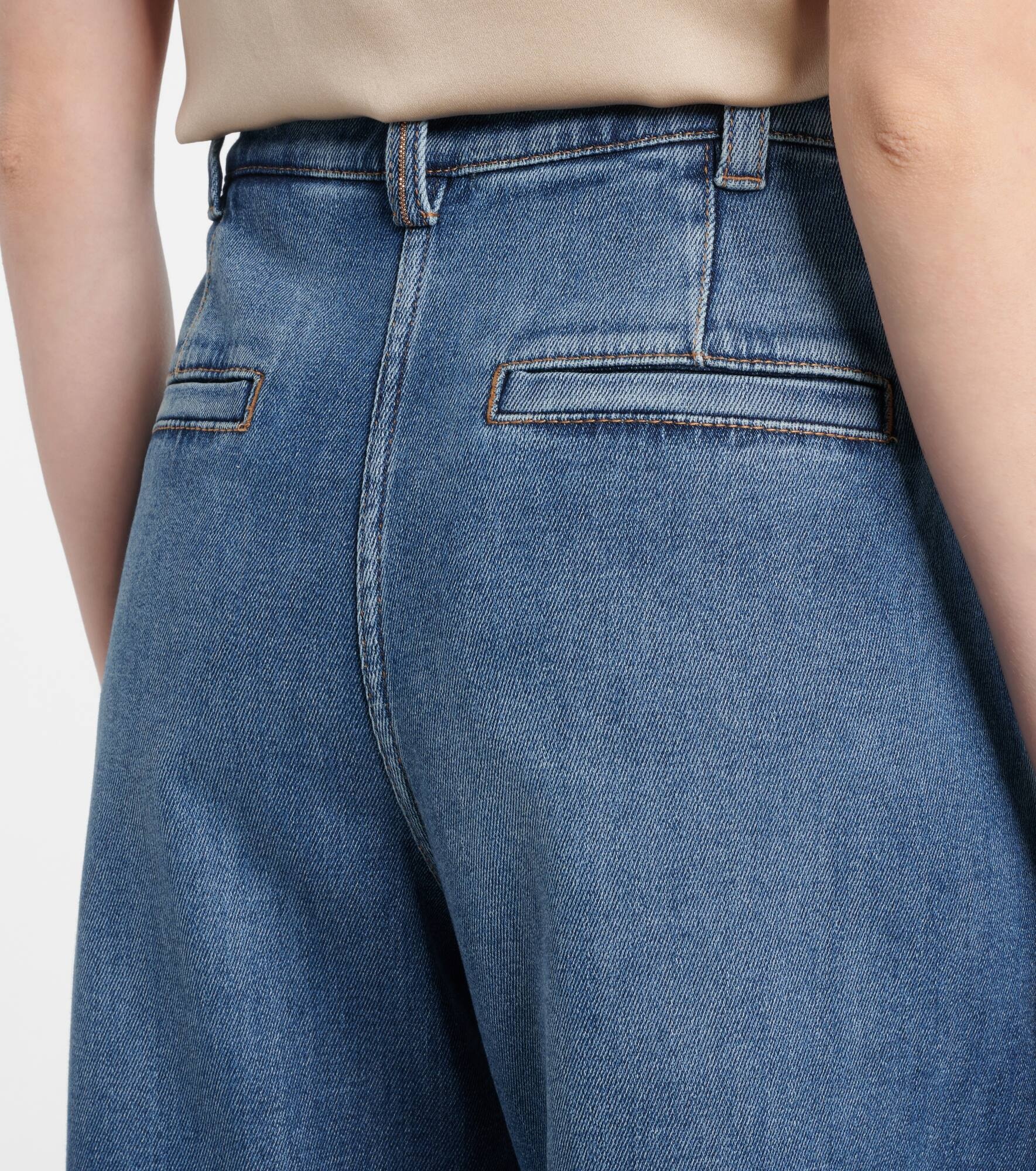 Mid-rise wide-leg jeans - 6