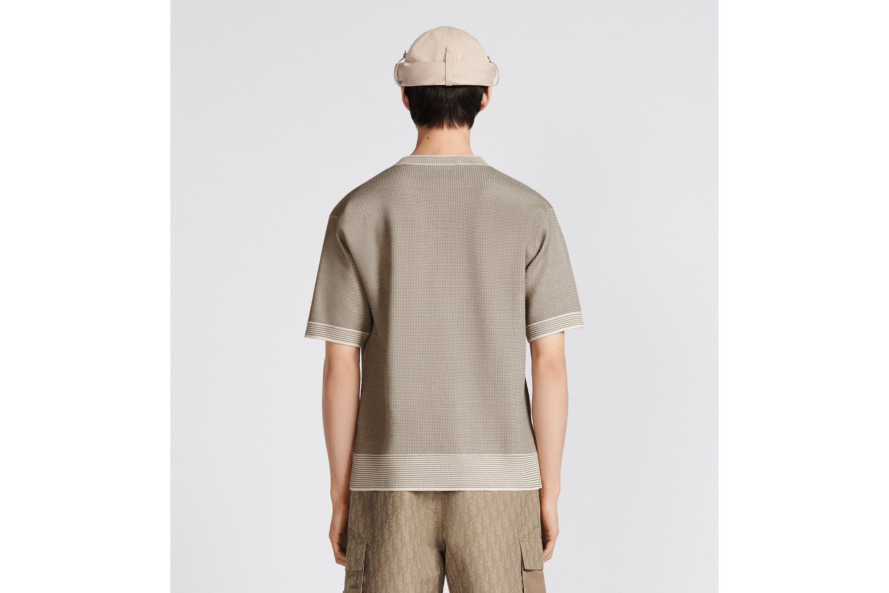 T-Shirt - 6
