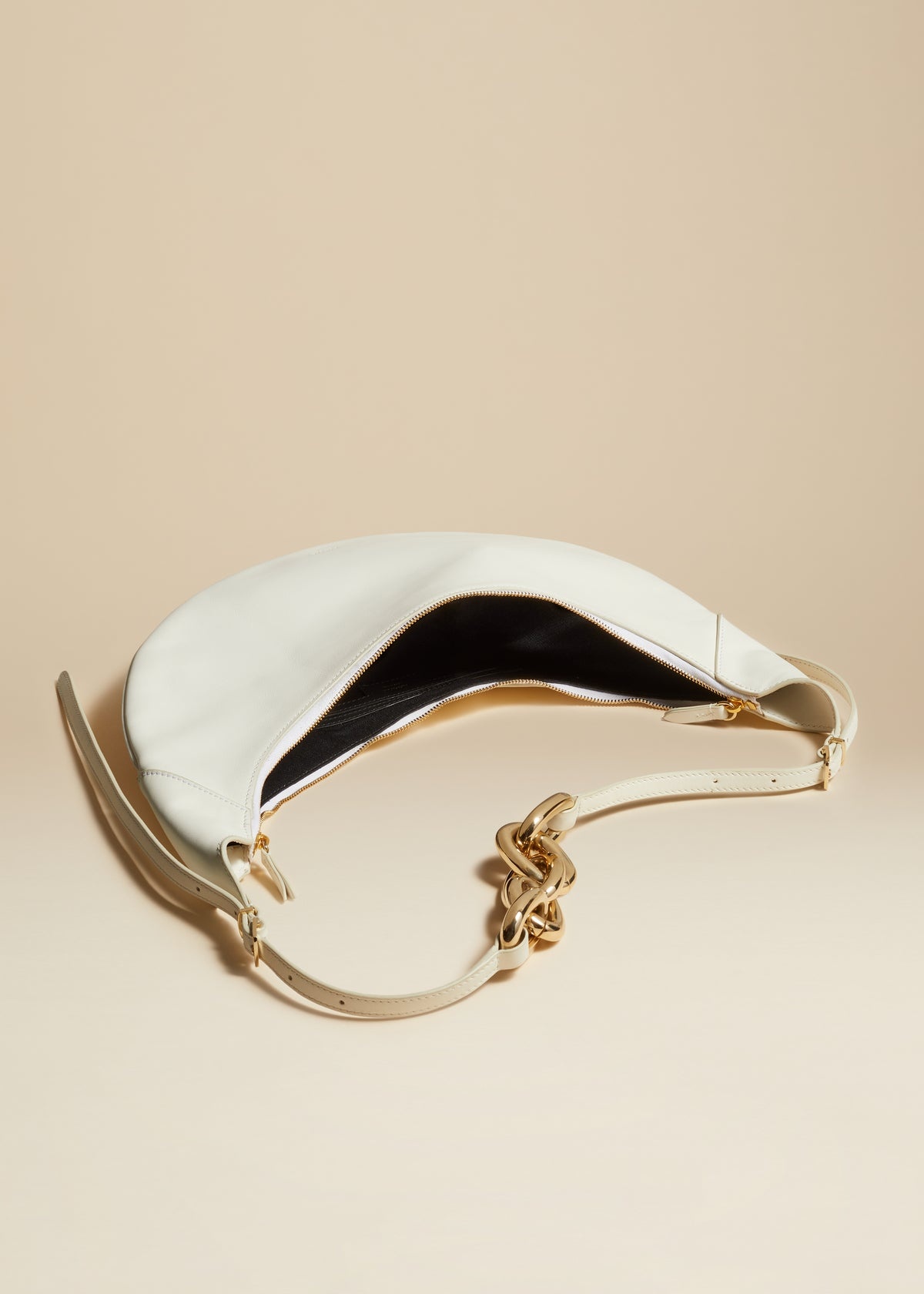 The Alessia Shoulder Bag in White Leather - 3