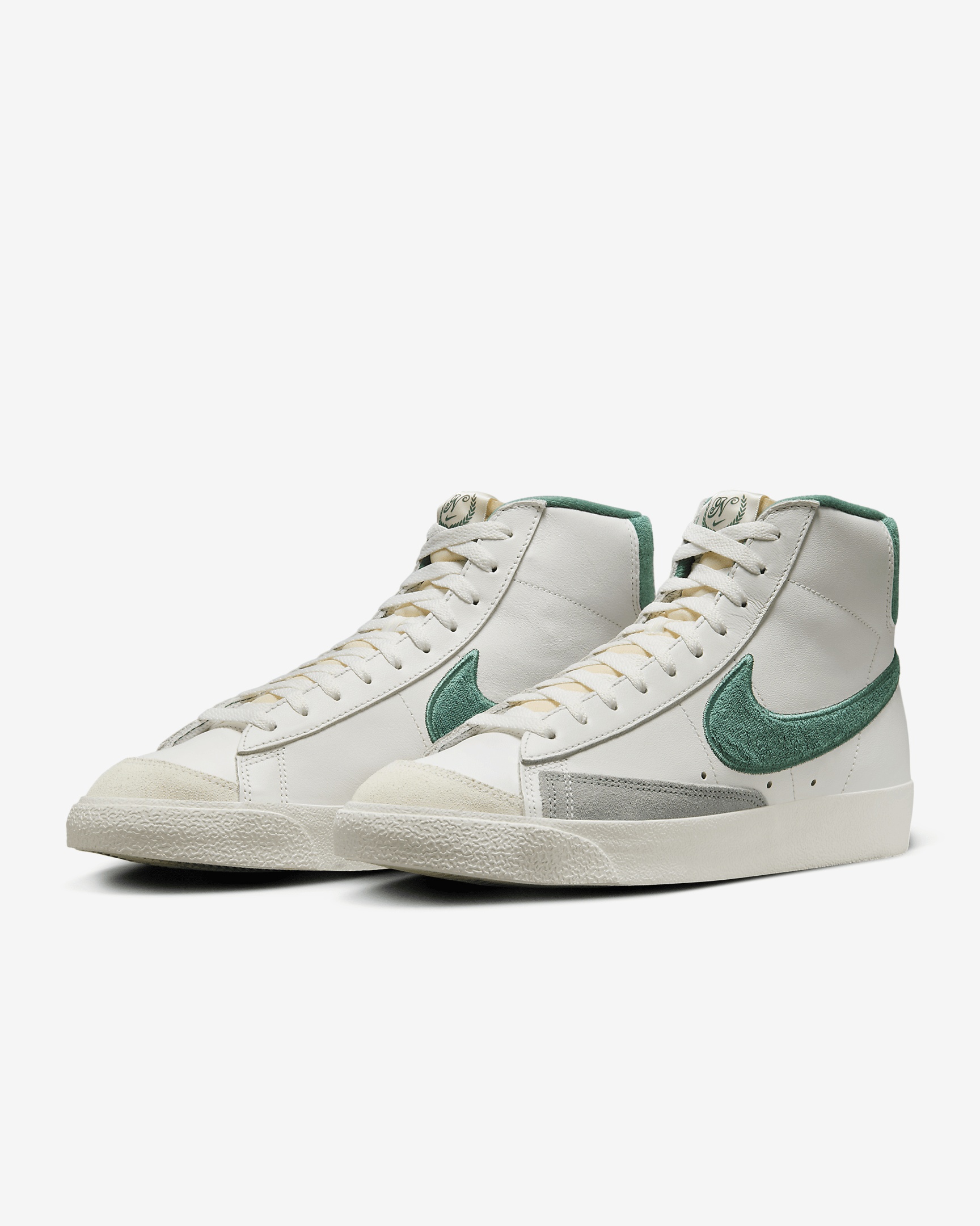 Nike Blazer Mid '77 Premium Men's Shoes - 5