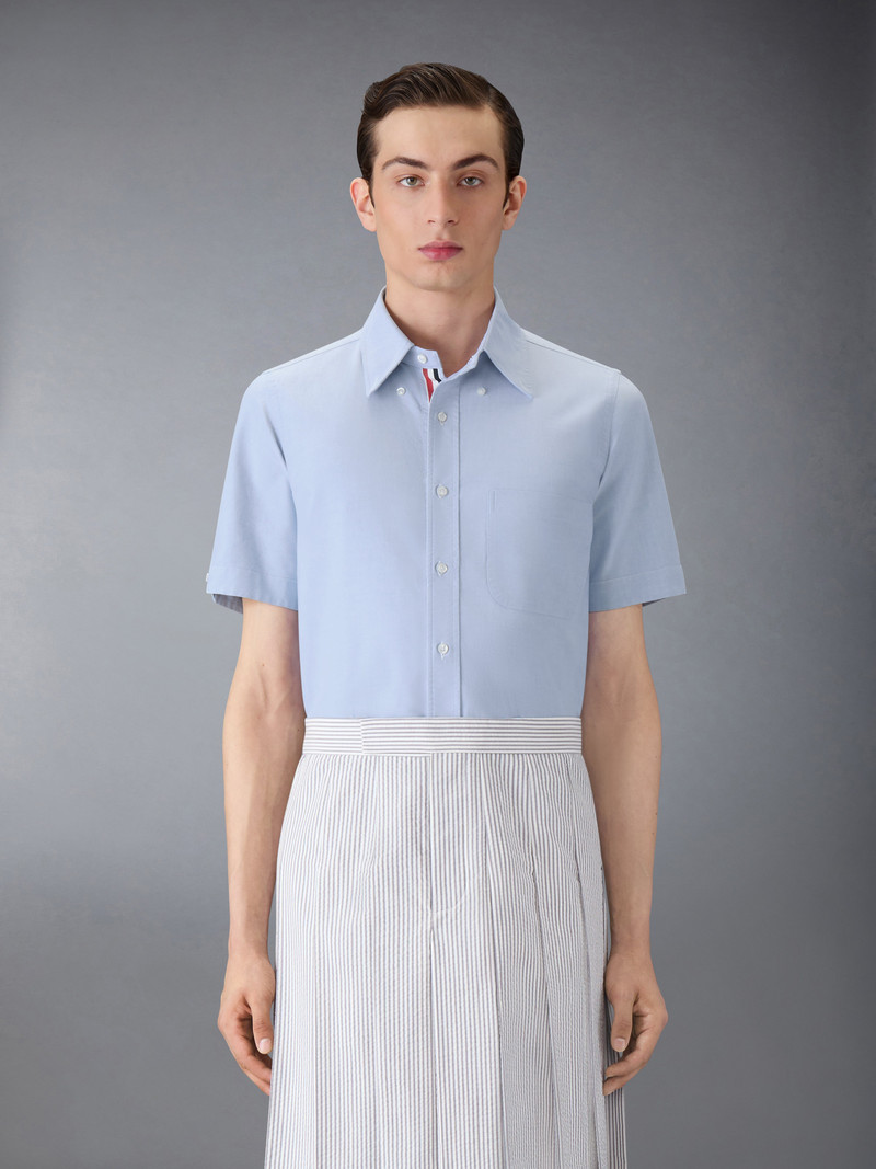 Thom Browne STRAIGHT FIT BUTTON DOWN SHORT SLEEVE SHIRT W/ CF GG PLACKET IN OXFORD outlook