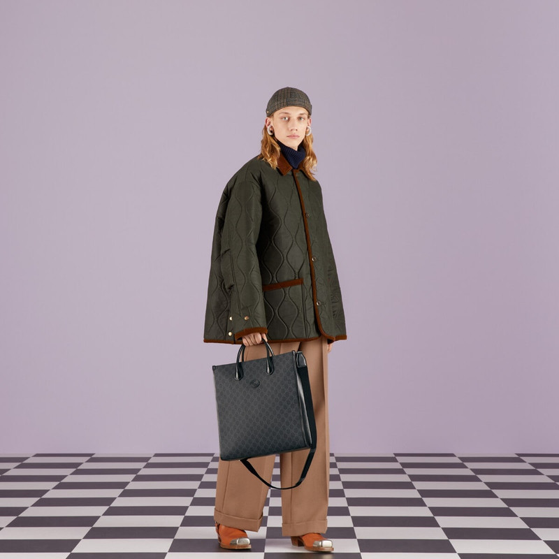 GUCCI Medium tote bag with Interlocking G outlook
