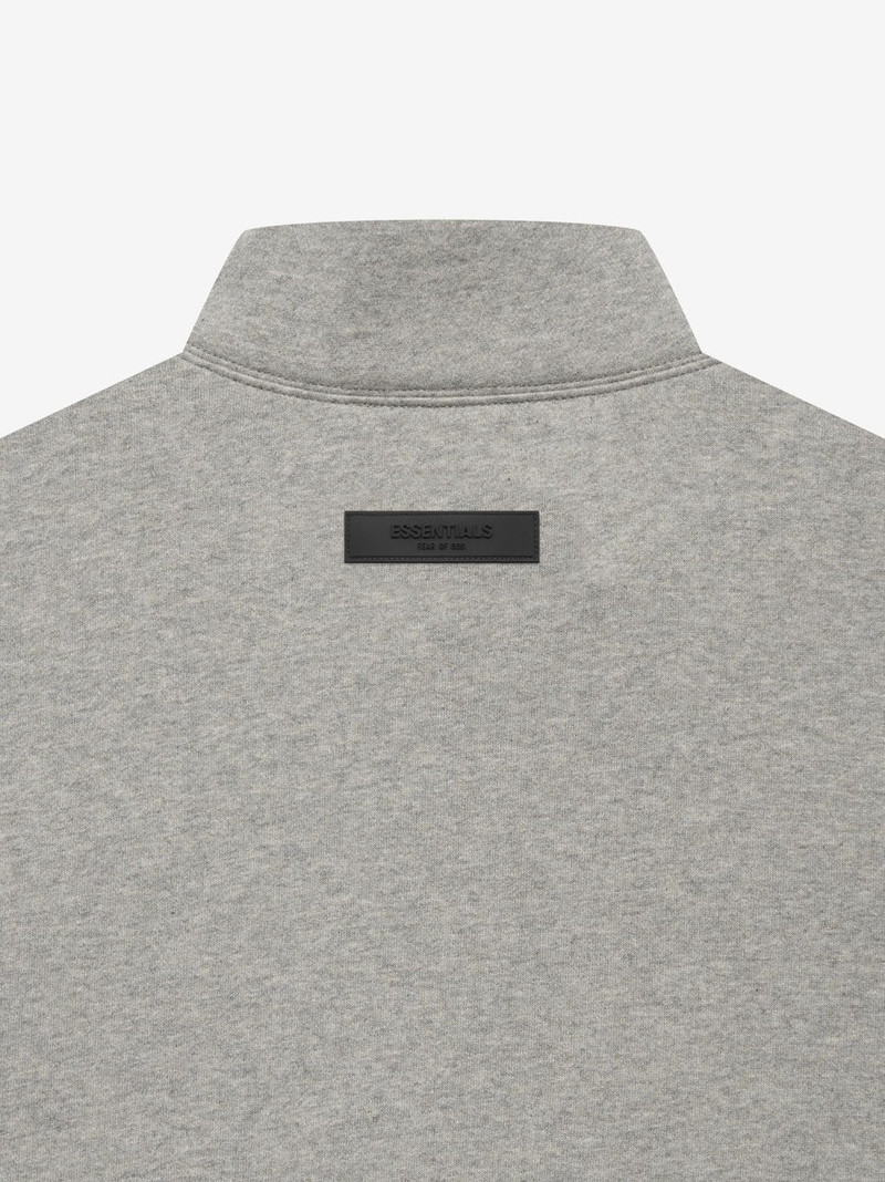 ESSENTIALS Essentials Mockneck outlook