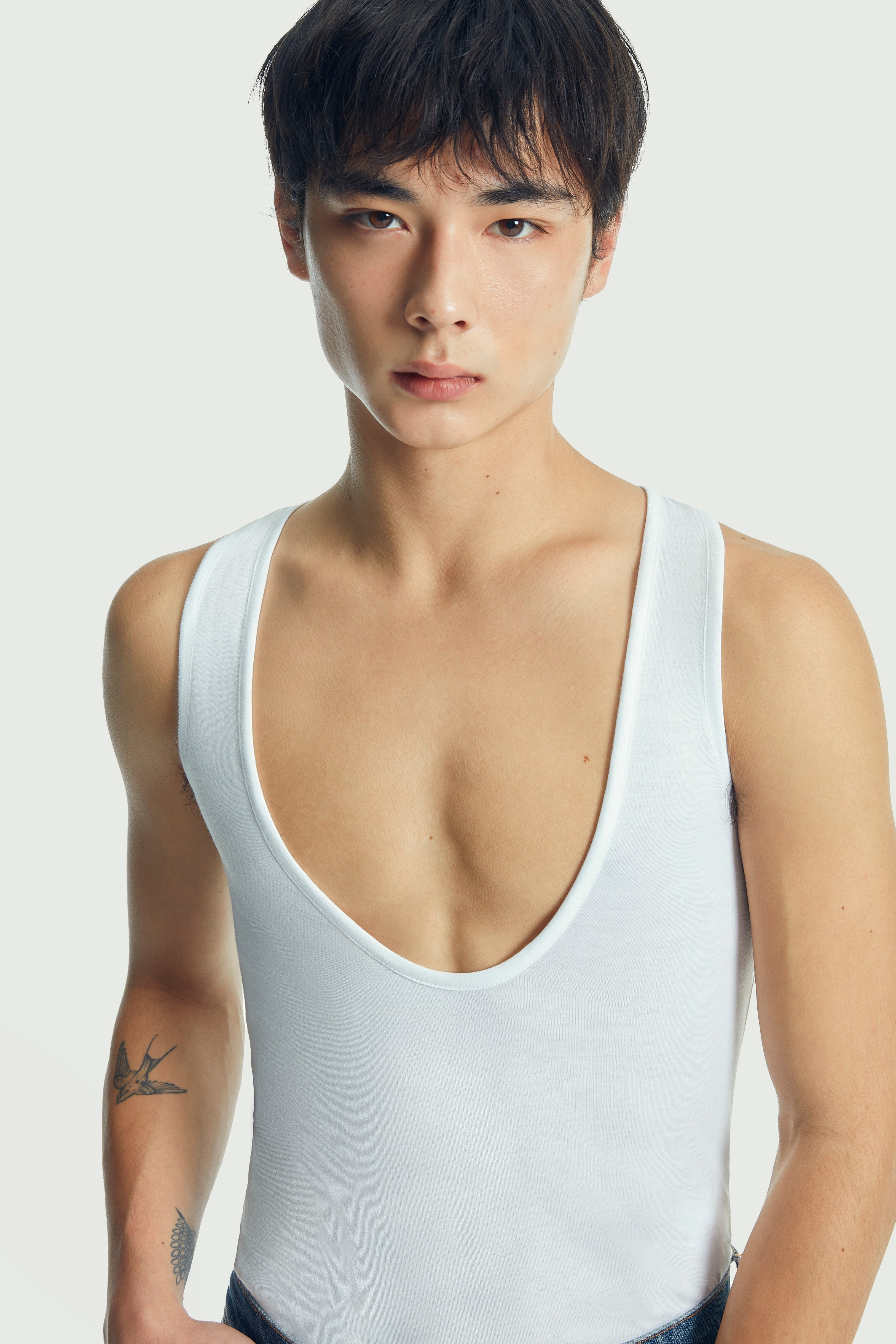 Deep Cut Lightweight Tank Top - 5