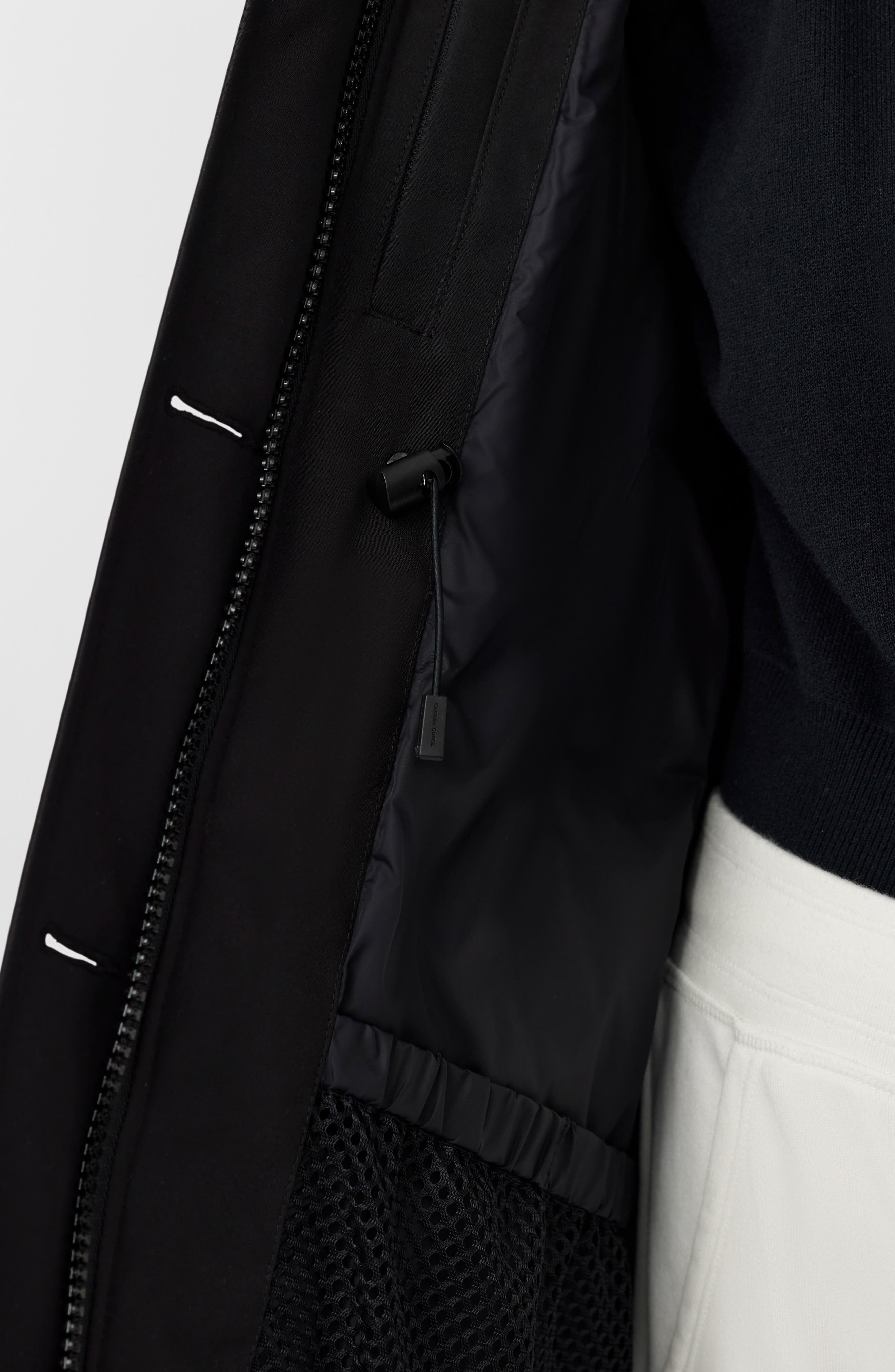 Canada Goose Women's Rossclair Water Resistant 625 Fill Power Down Parka in Black at Nordstrom - 4