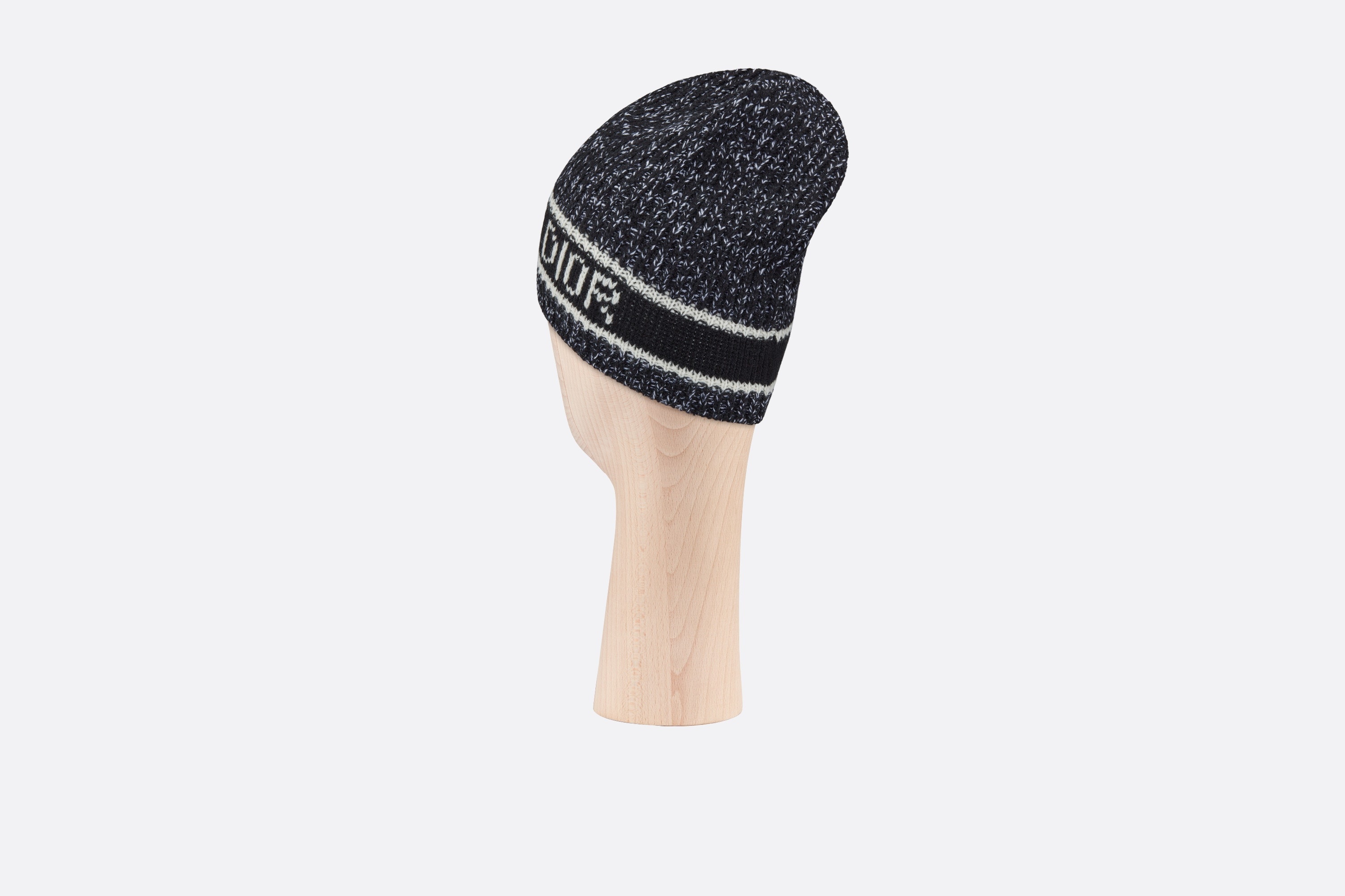 D-White Beanie - 4