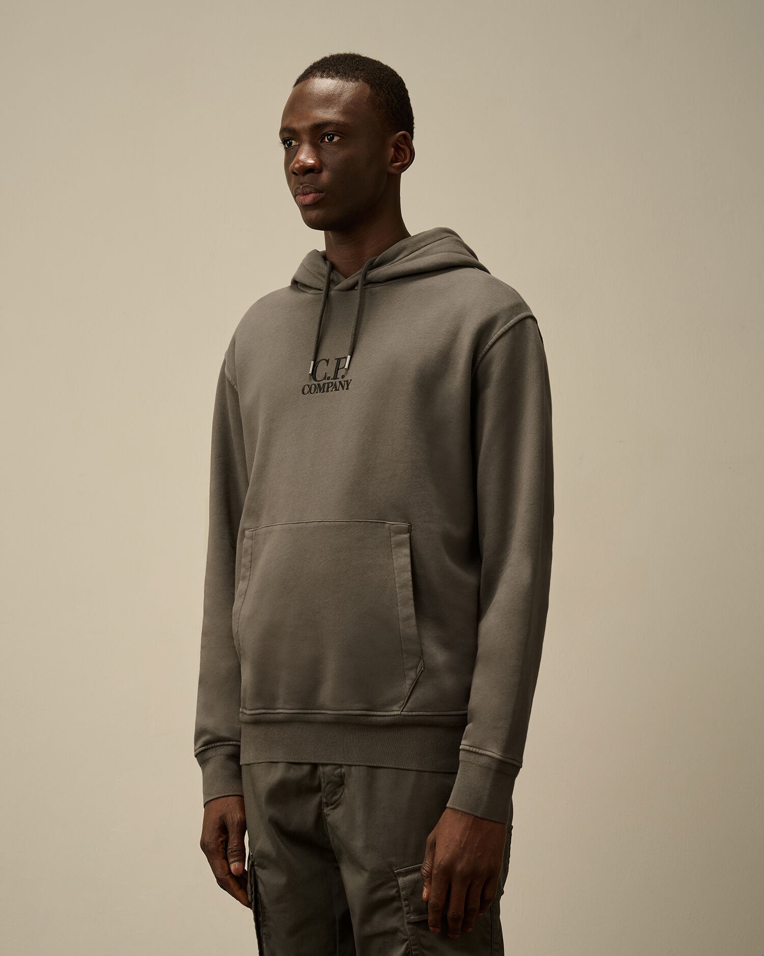 CP COMPANY｜SWEATSHIRTS (Cotton Diagonal Fleece Resist D C.P. Company Cotton Diagonal Fleece Resist Dyed Hooded Logo