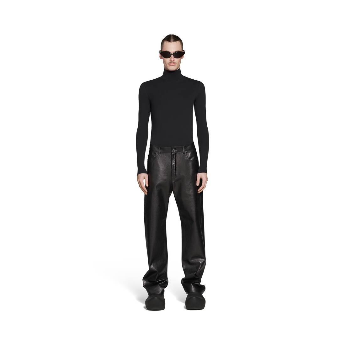 Medium Fit Pants in Black - 2