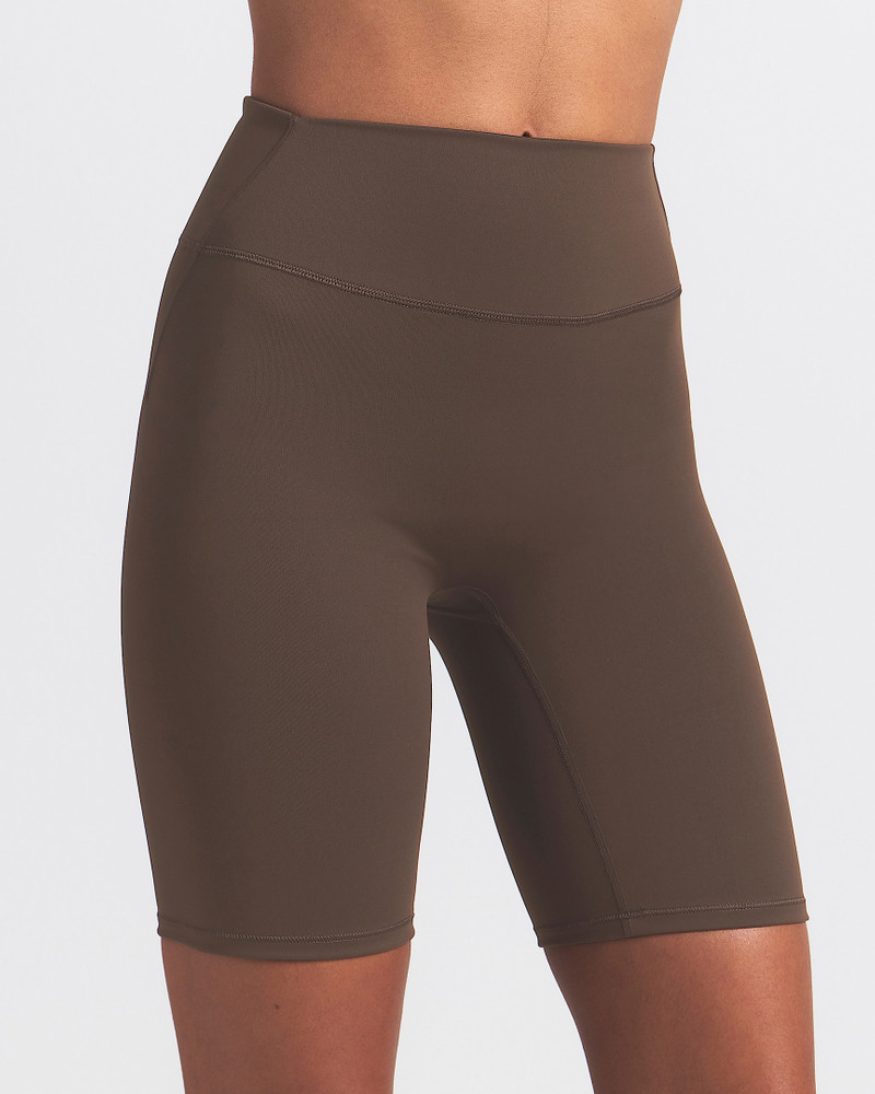 Nike NikeSKIMS Matte Women's High-Waisted 7" Biker Shorts outlook