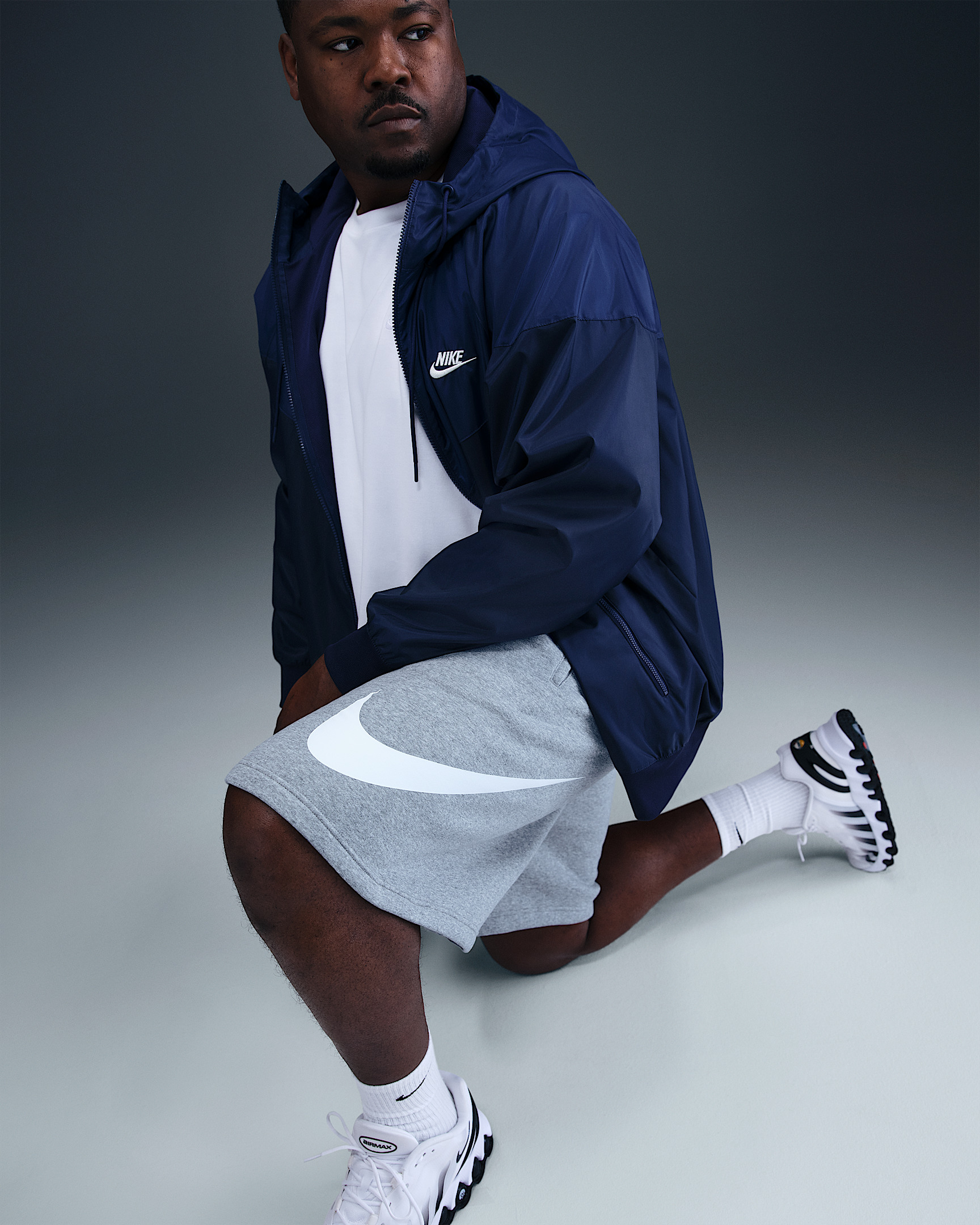 Nike Club Men's Fleece Shorts - 10