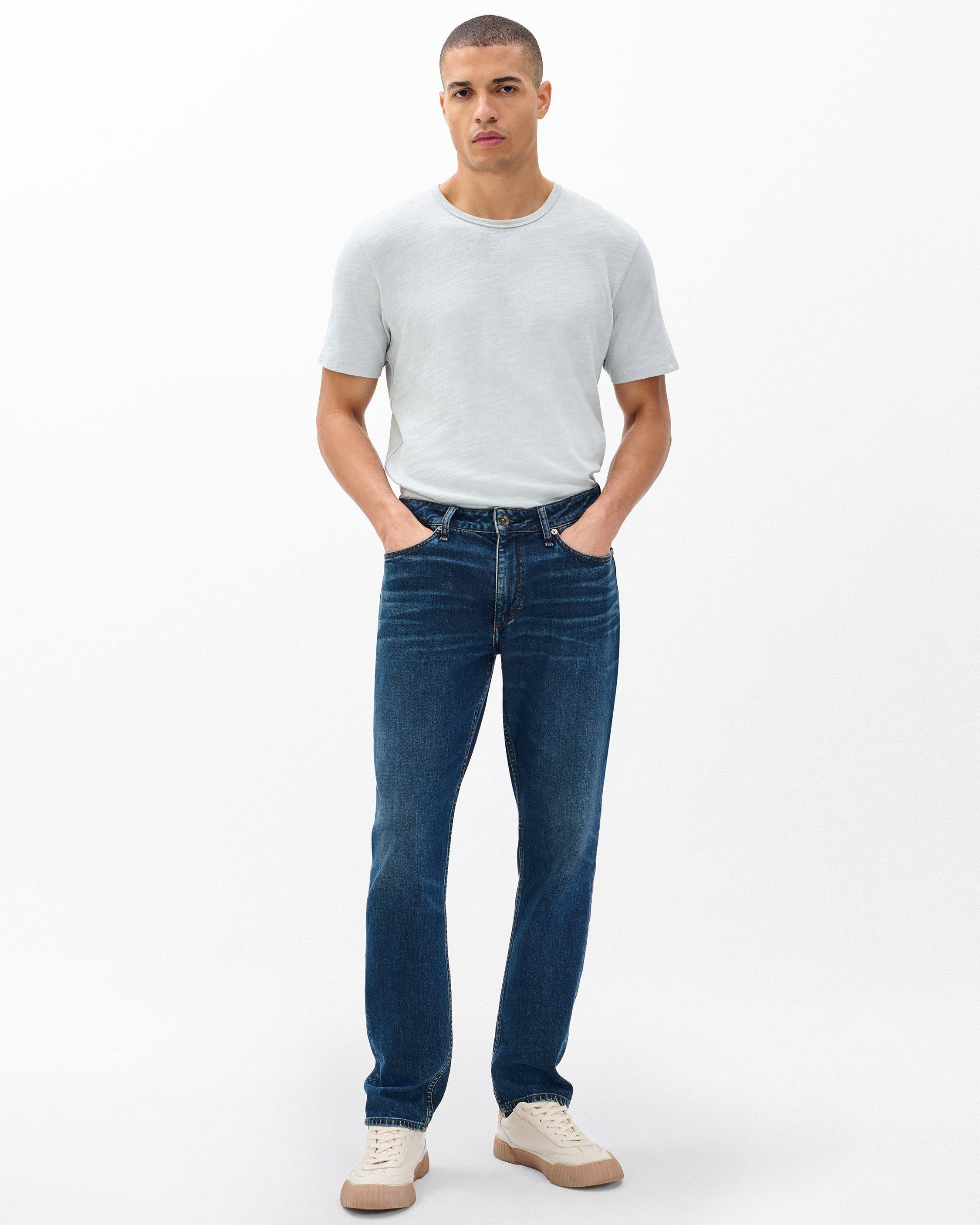 Fit 3 - Cole
Athletic Authentic Stretch Jean - 3