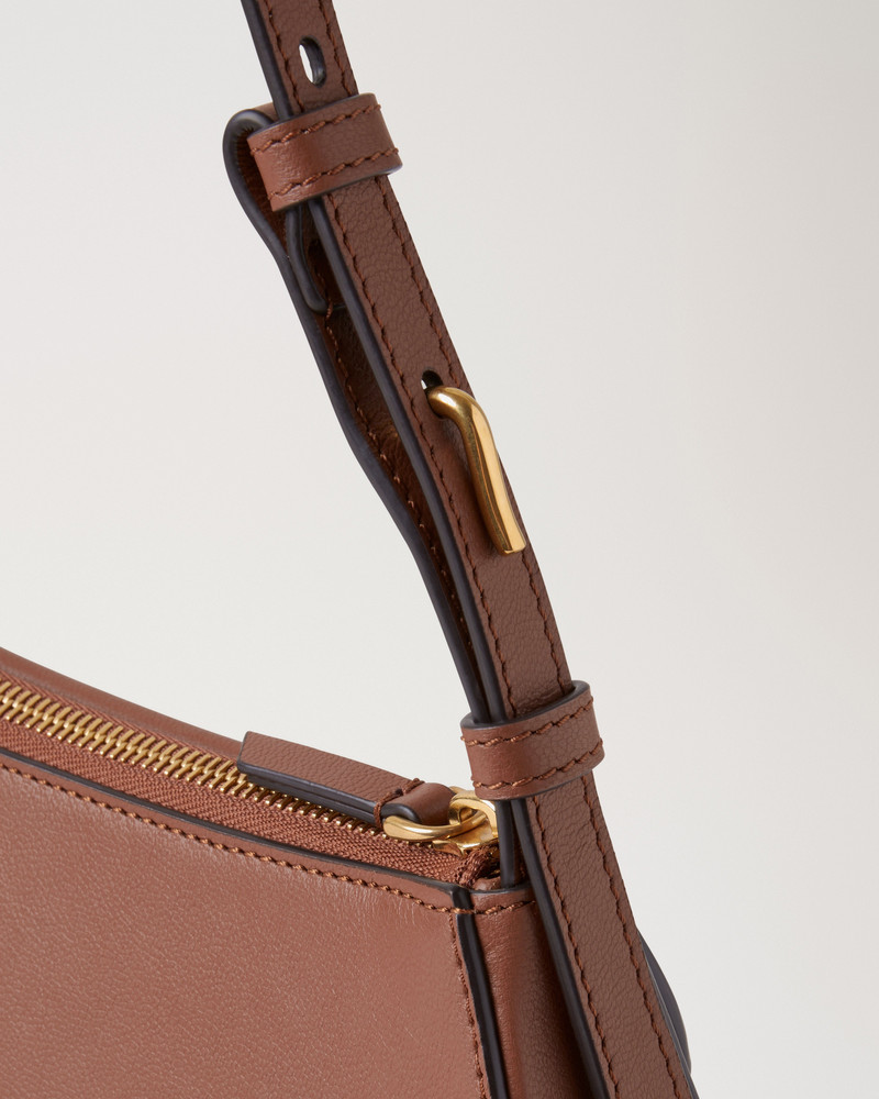 Clovelly Shoulder Bag Bright Oak Micro Classic Grain 5