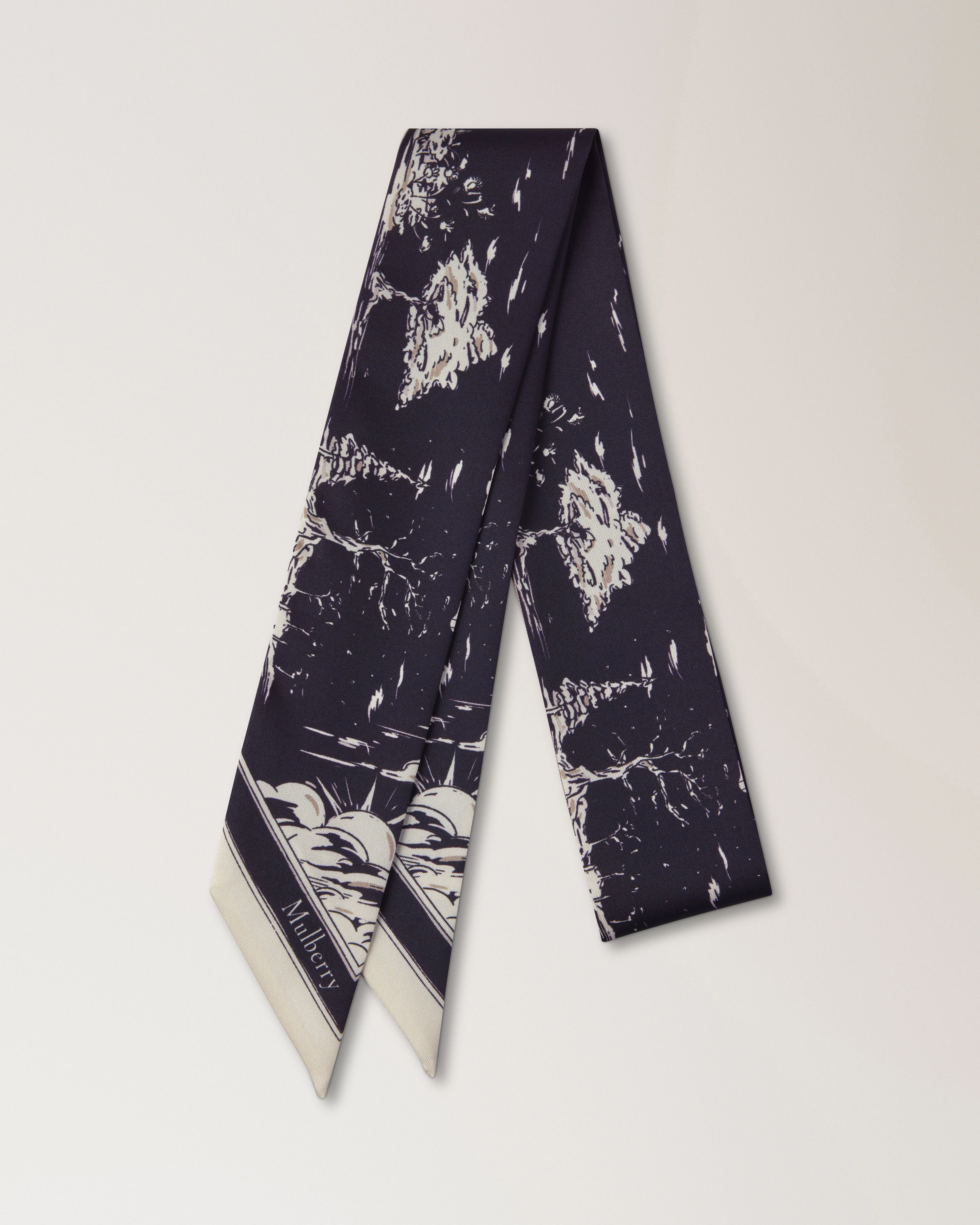 Skinny Scarf - British Park
Deep Aubergine Recycled Polyester - 1