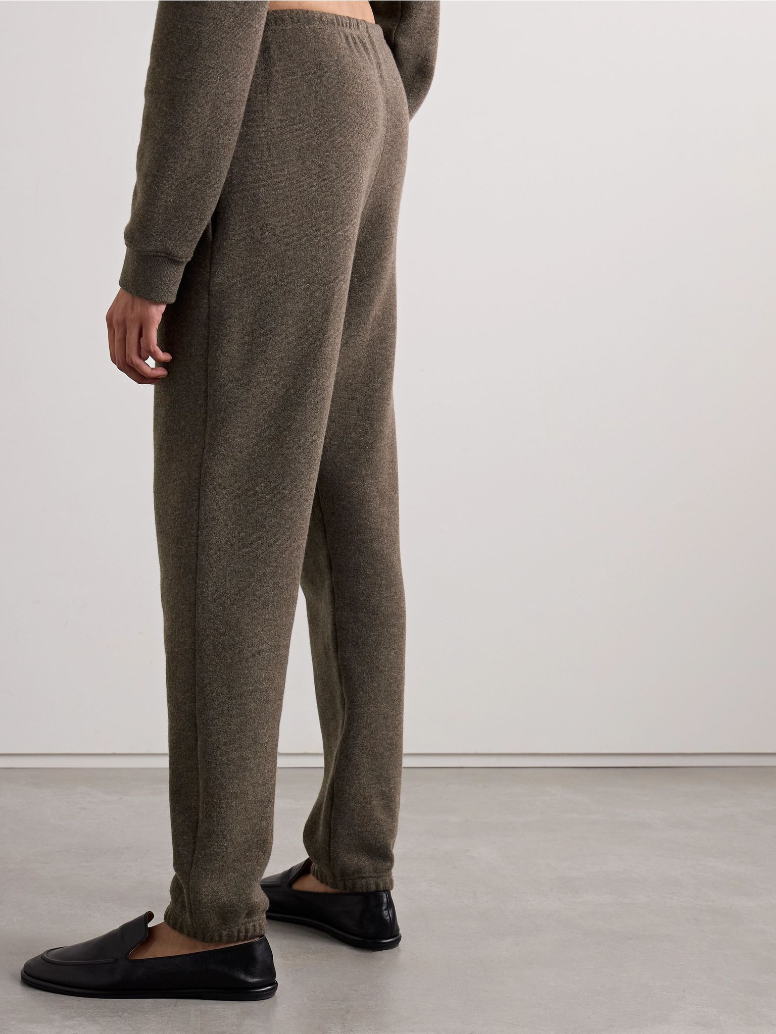 Teo mélange cashmere and cotton-blend tapered track pants Brown - 4