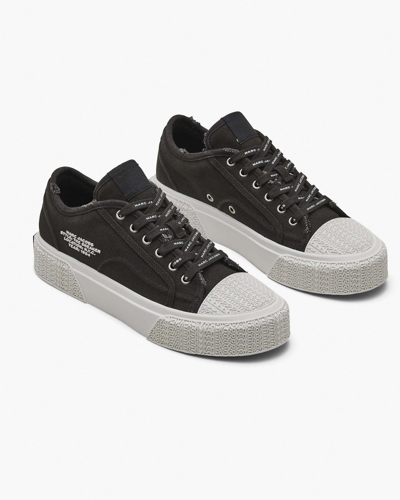 THE SNEAKER 1
