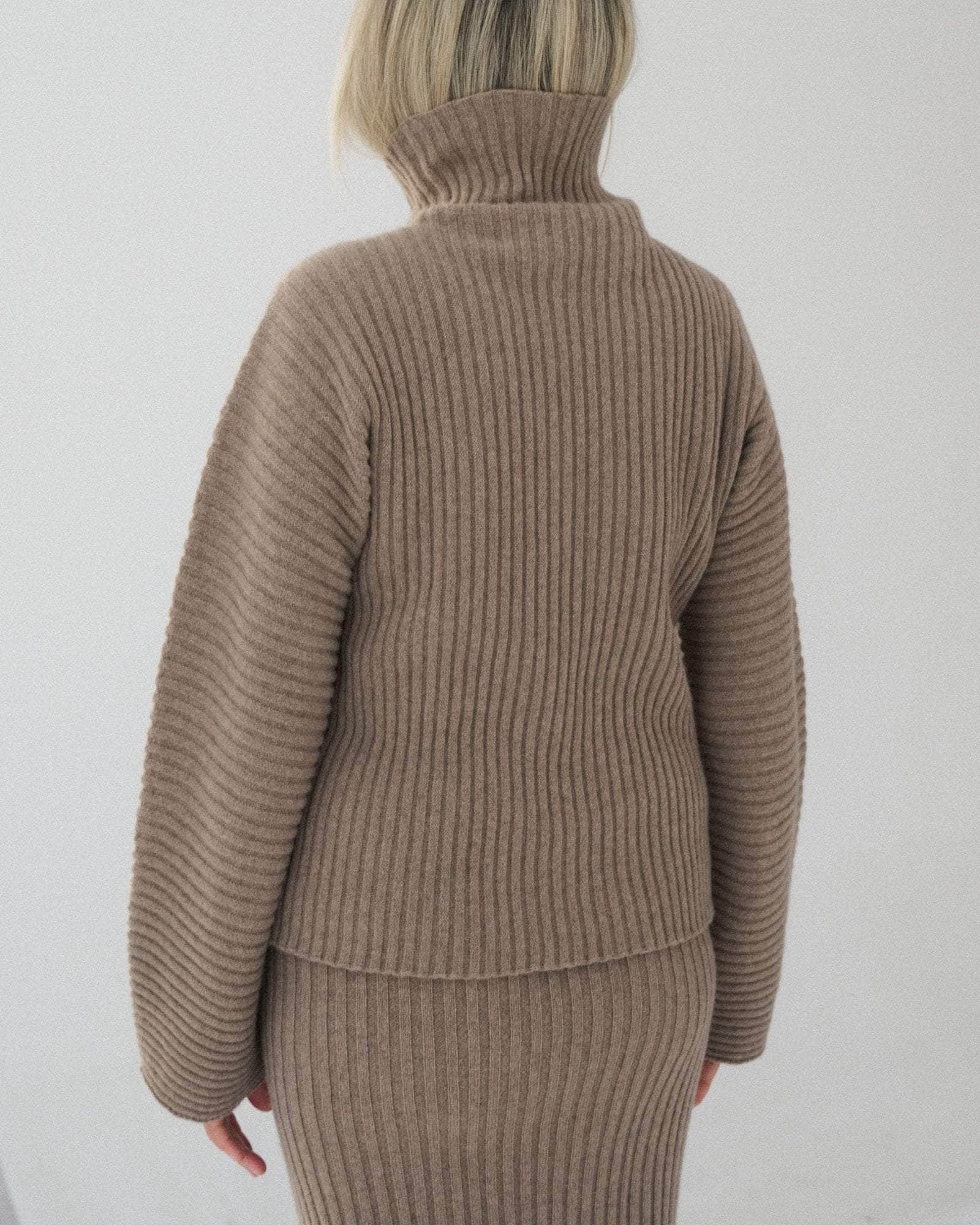 Kai Turtleneck - Recycled Cashmere Rib - 3