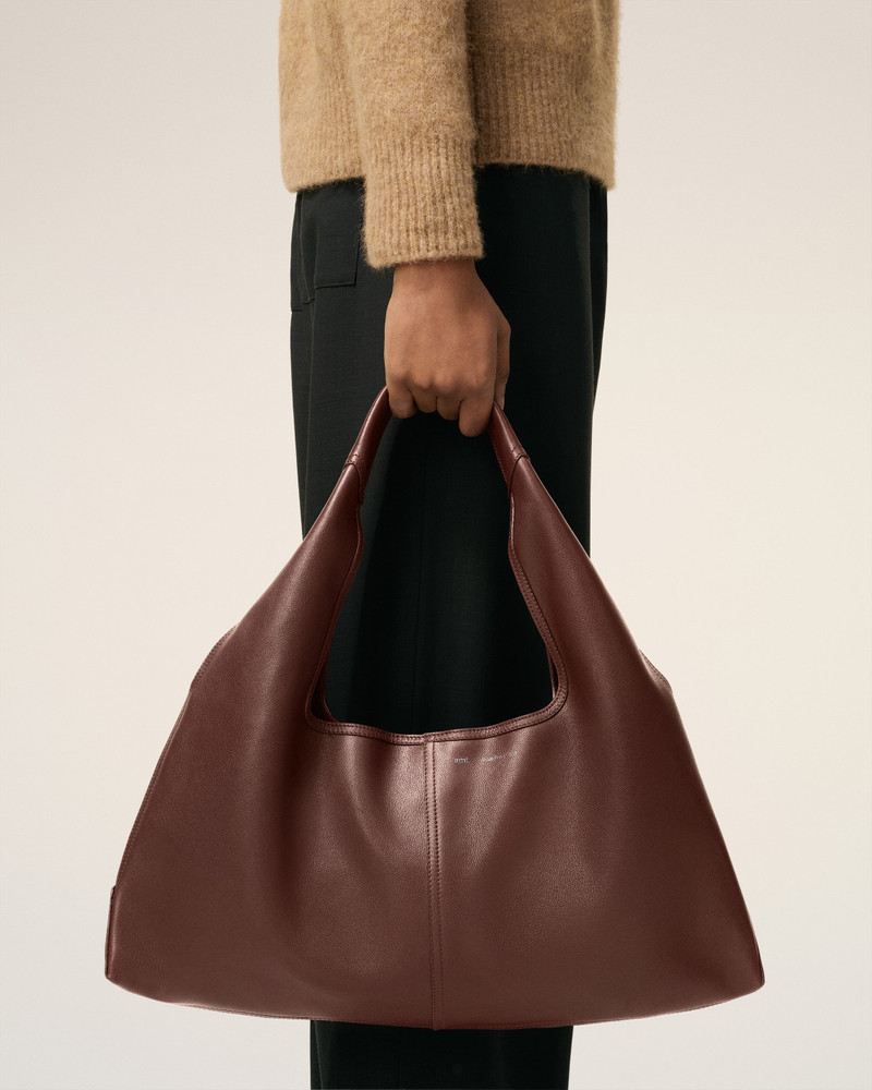 AMI Paris BURGUNDY SUPPLE LEATHER ETIENNE SHOULDER BAG outlook