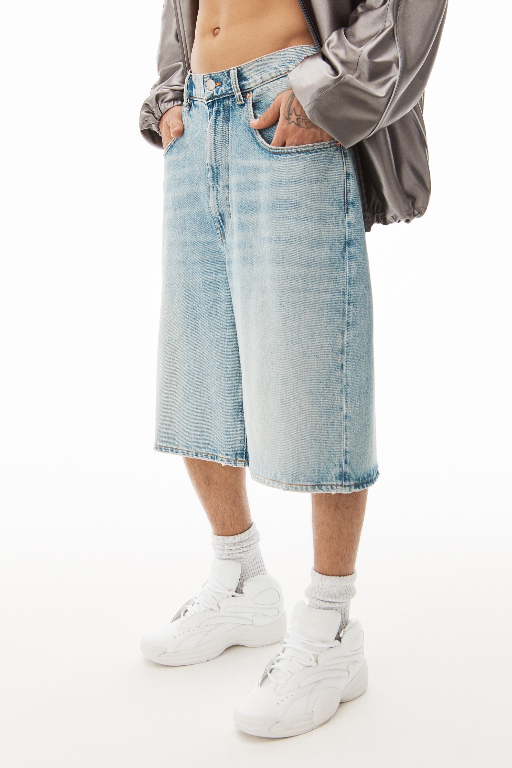 CORE DENIM SHORT IN DENIM - 3