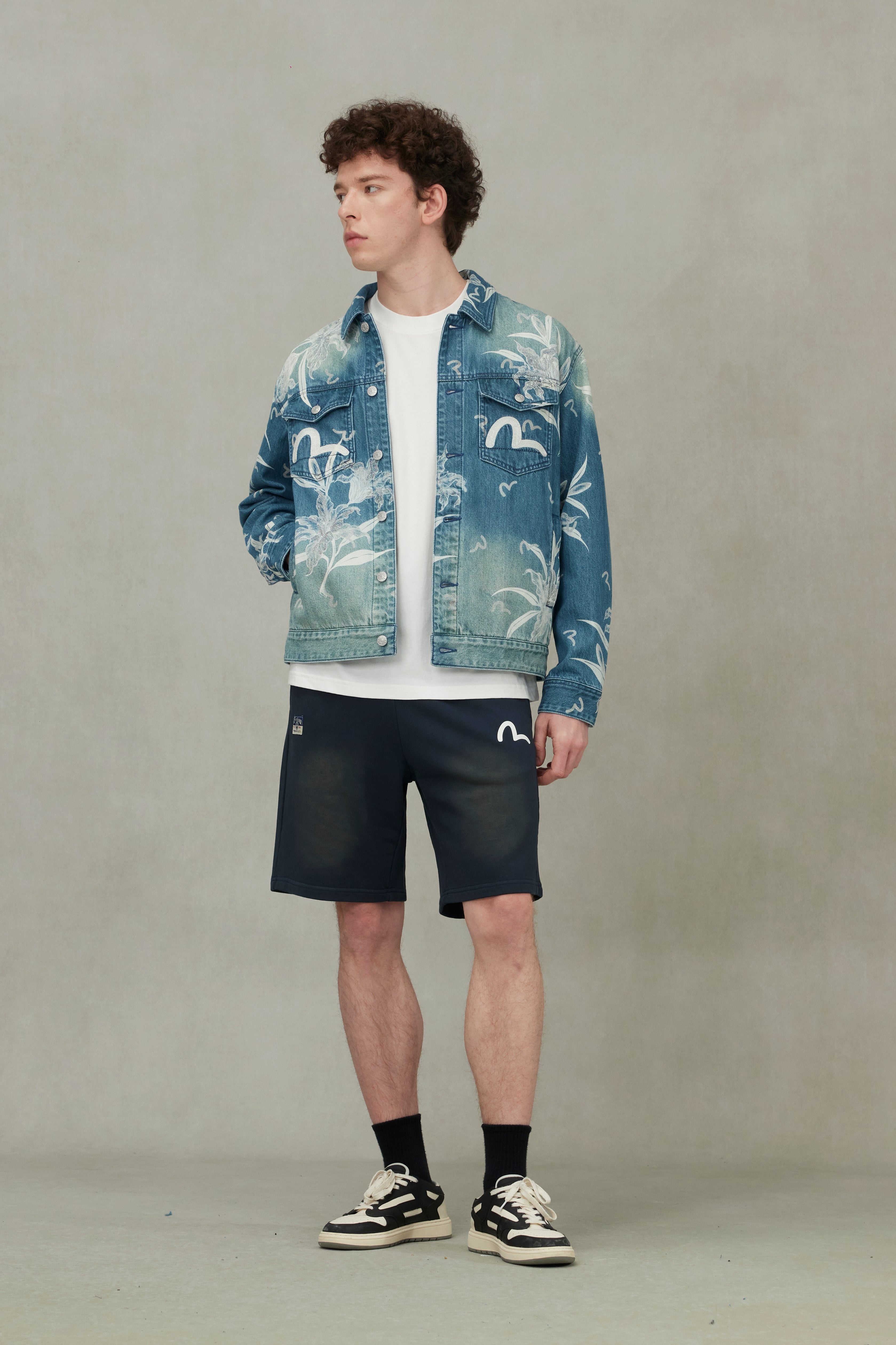 Floral and Seagull Embroidery Relax Fit Denim Jacket - 3