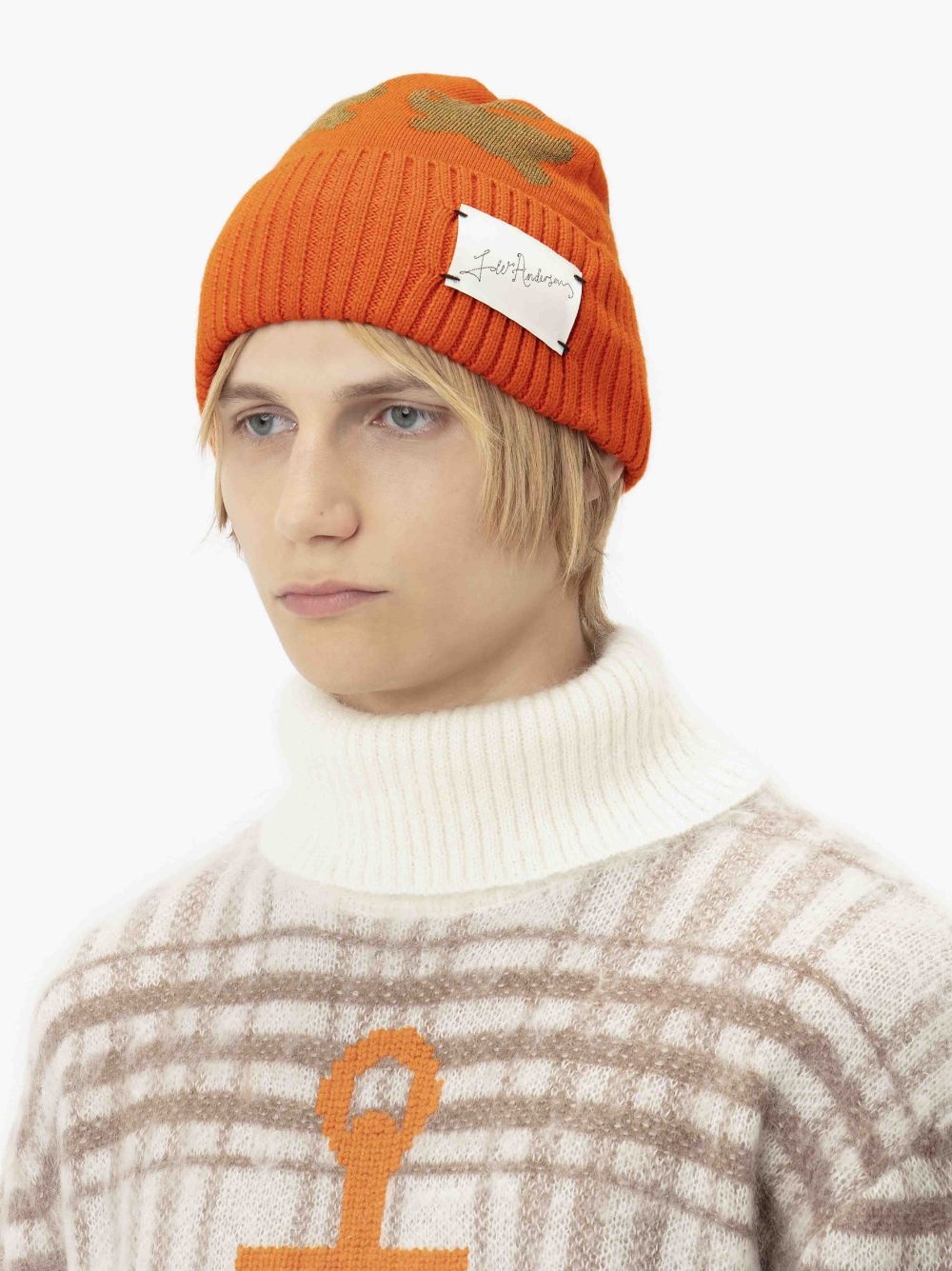 BEANIE WITH BUNNY MOTIF - 3