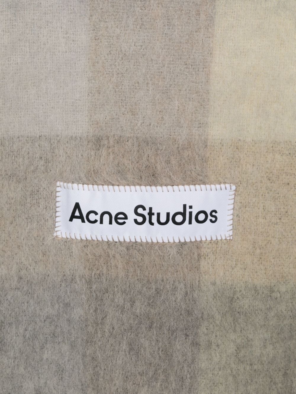 checked logo-appliquÃ© scarf - 2