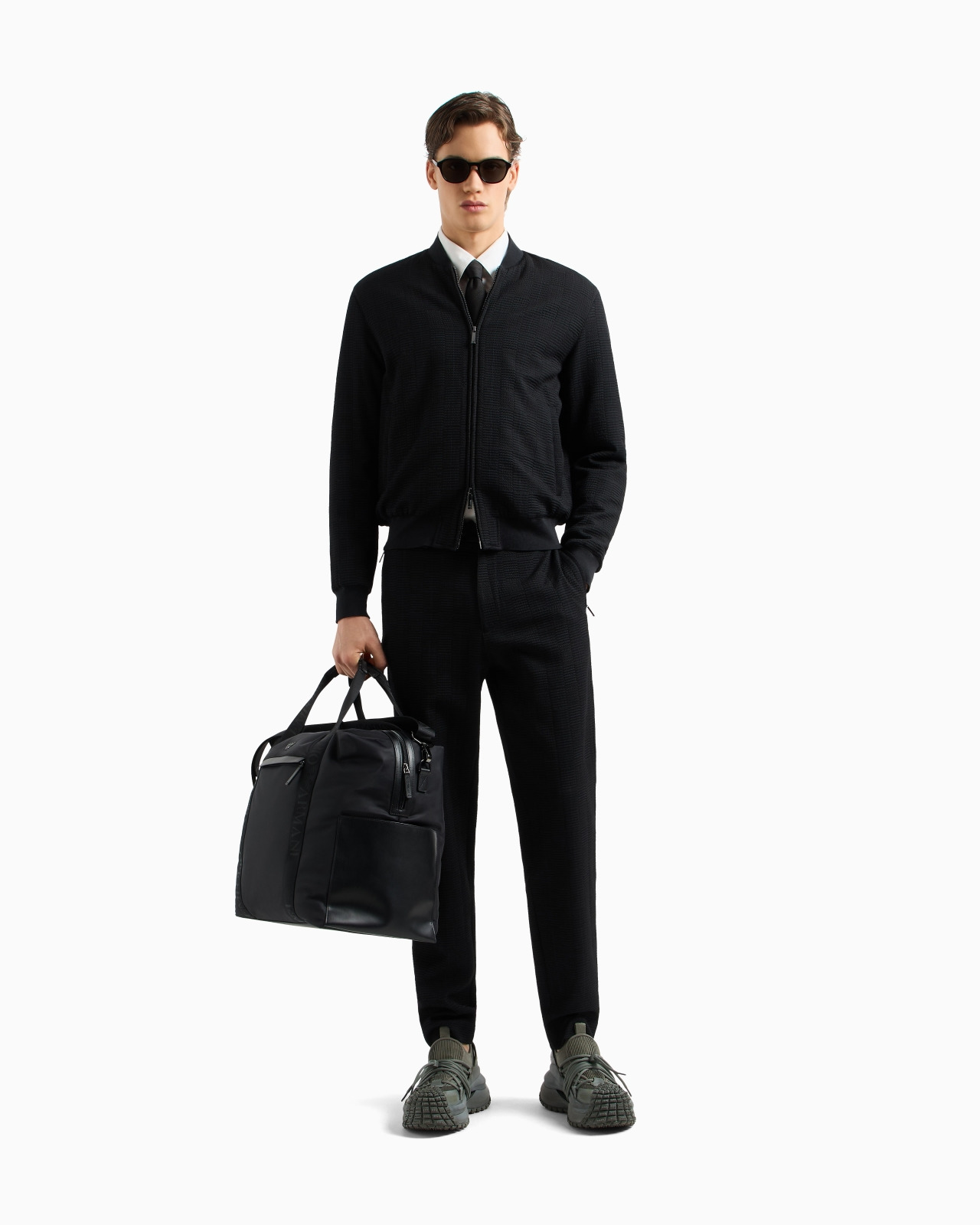 VIRGIN-WOOL TROUSERS WITH 3D-EFFECT WEAVE - 2