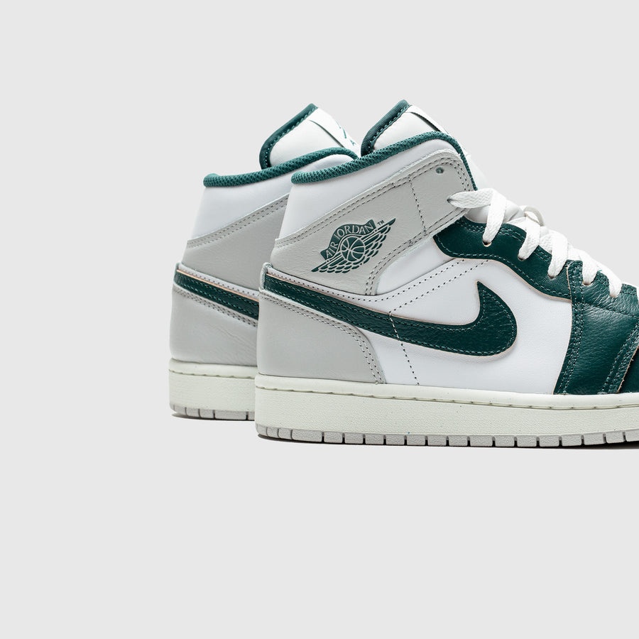 AIR JORDAN 1 MID SE "OXIDIZED GREEN" - 5