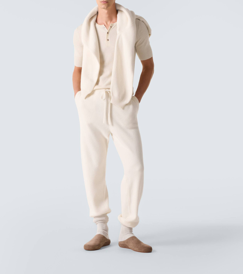 God’s True Cashmere Cashmere Henley shirt with carnelian outlook