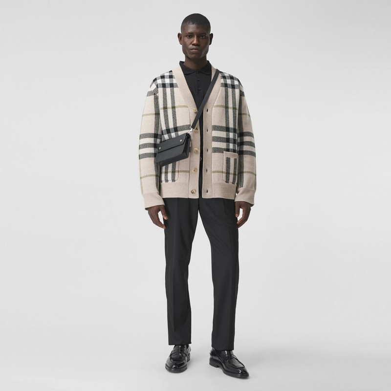 Grainy Leather Crossbody Bag 7