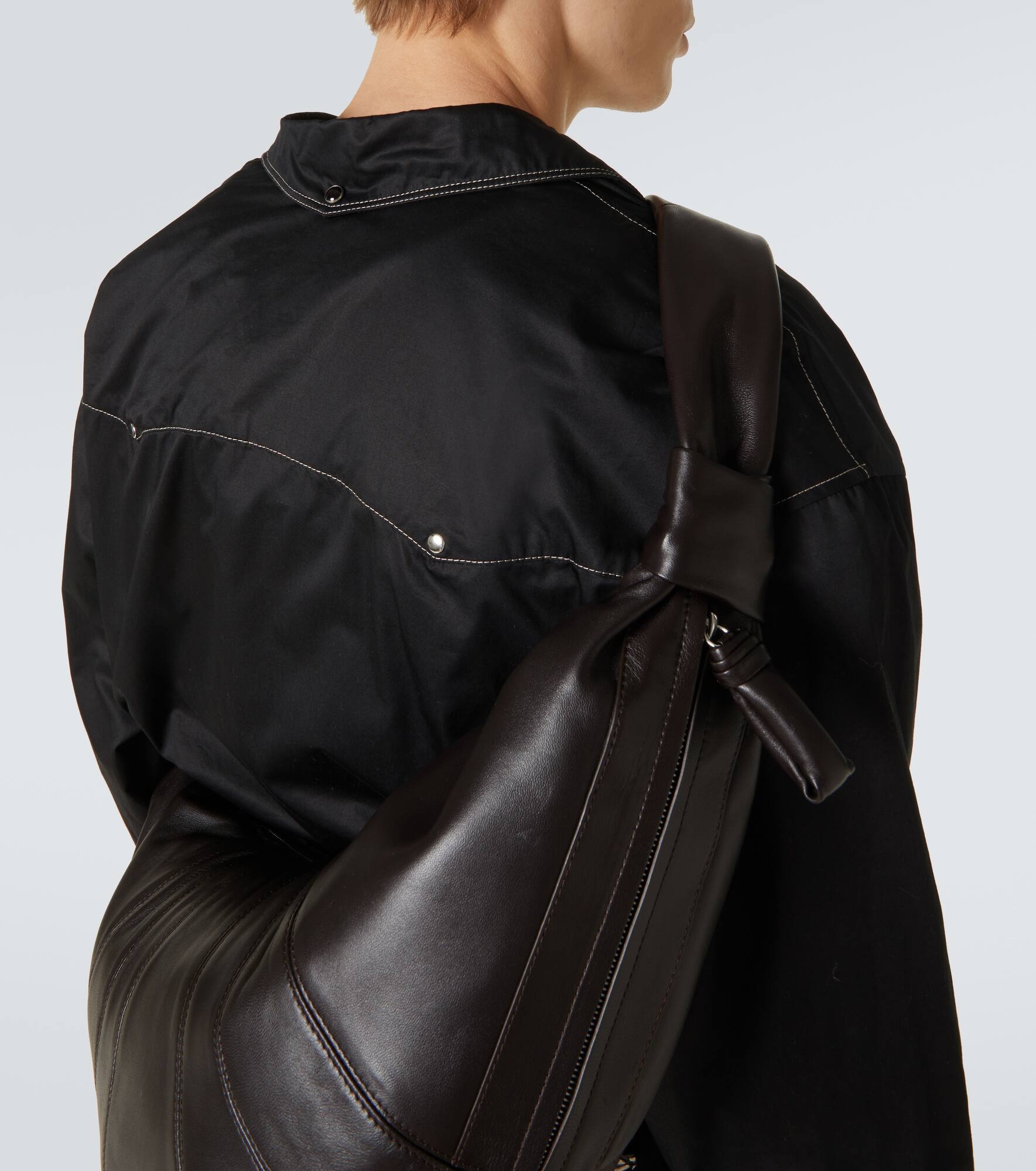 Croissant Large leather shoulder bag - 3