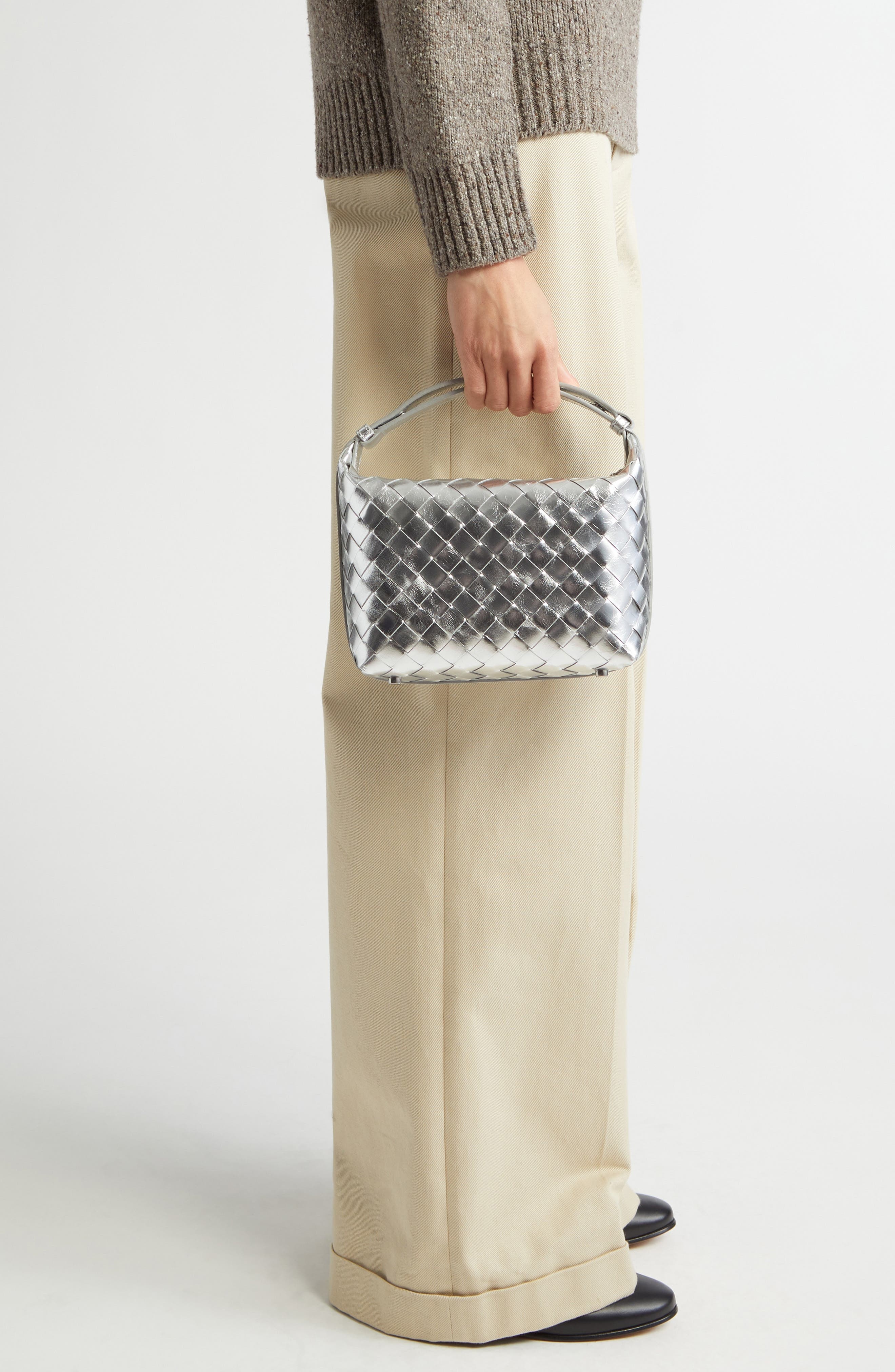 Bottega Veneta Mini Wallace Mirror Intrecciato Metallic Leather Shoulder Bag in 8101 Silver/Silver a - 3