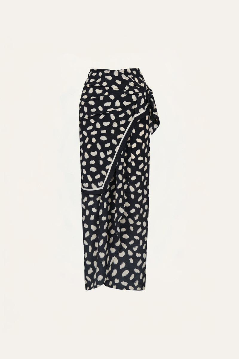 Captivation Skirt 1