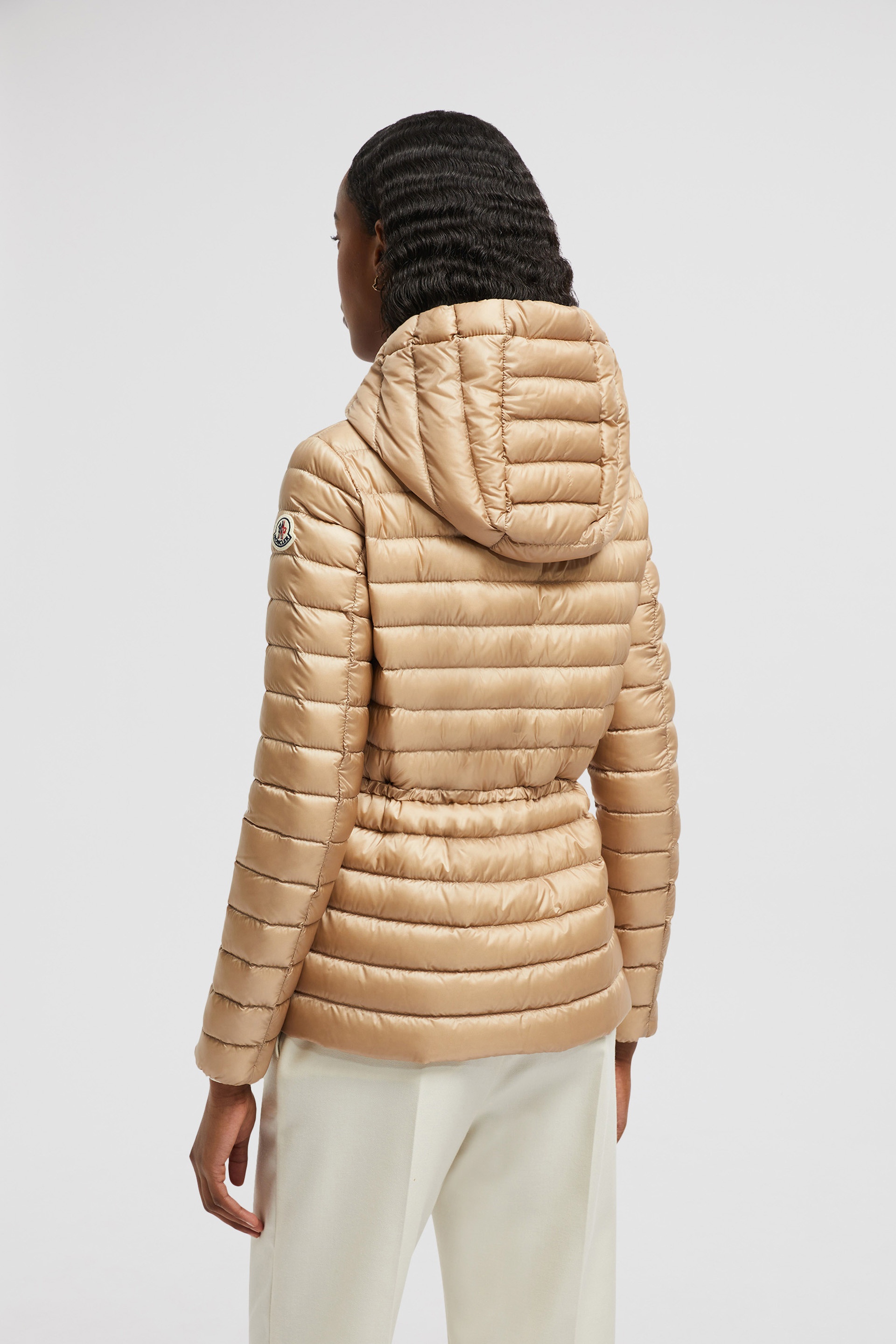 【Moncler】フード付ショートダウンジャケットRaie Moncler RAIE ショートダウンジャケット – ウィーン ブランド直送便