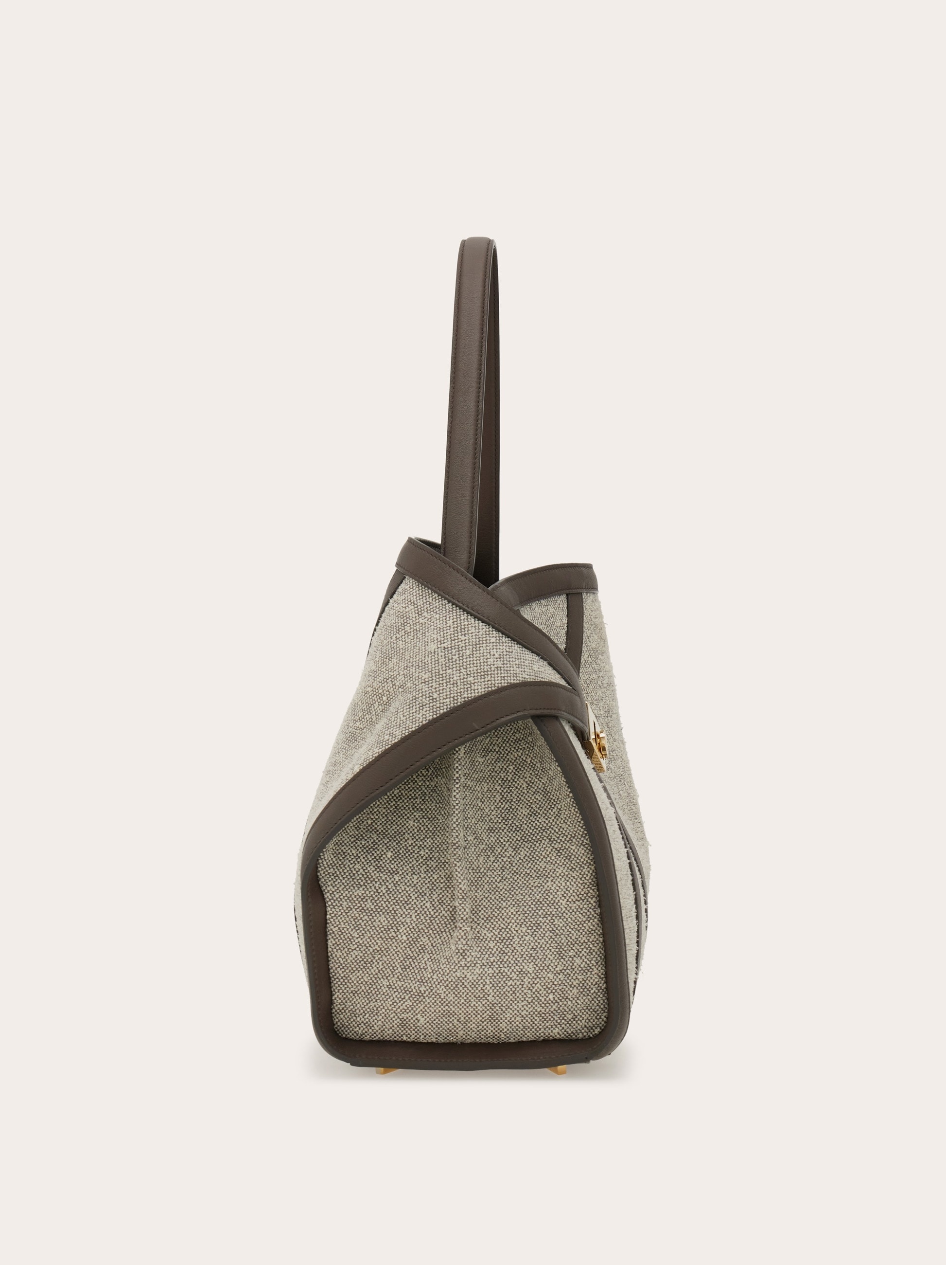 Hug soft shoulder bag  with leather trims (L) - 4