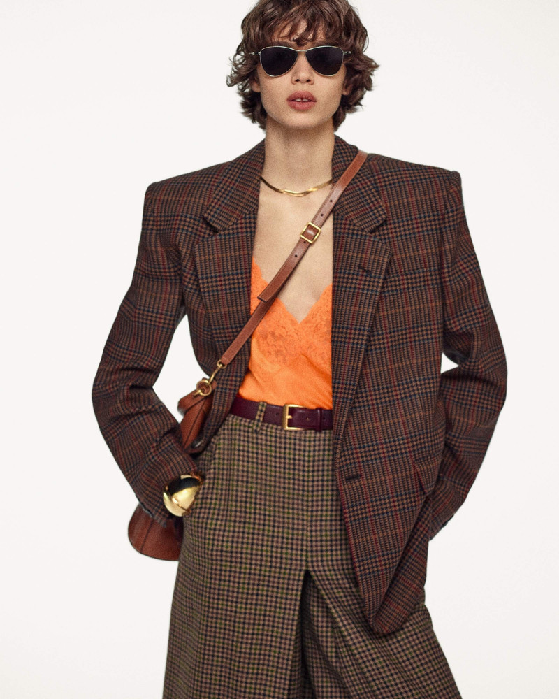 SAINT LAURENT TRAPEZOID BELT IN GRAINED LEATHER outlook