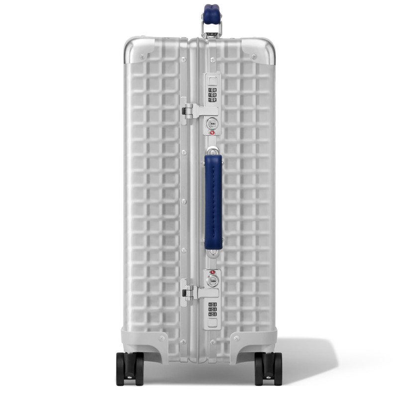 Classic Aluminum Grid Cabin 4