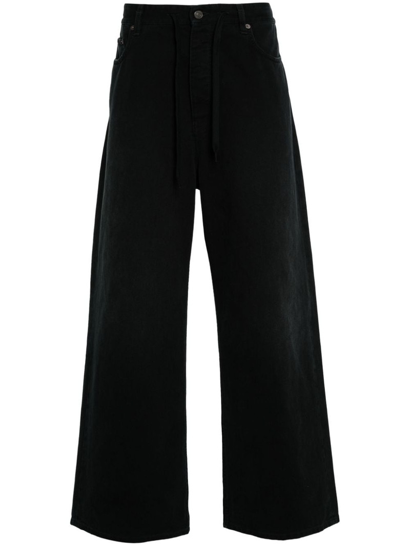 distressed loose jeans 1