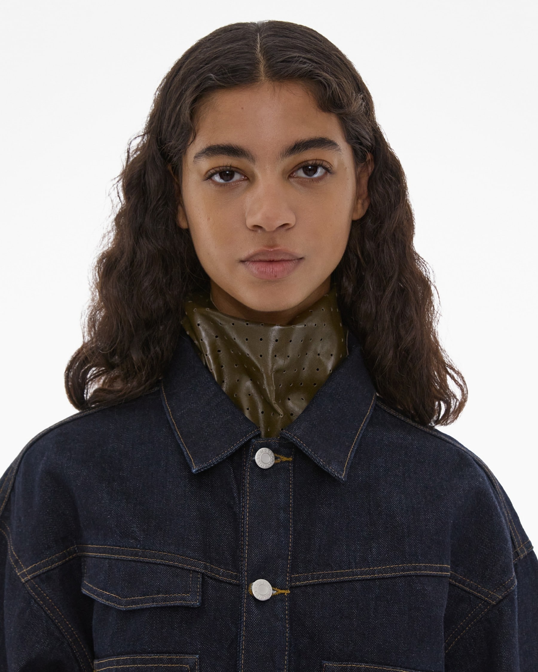 CROPPED DENIM TRUCKER JACKET - 7