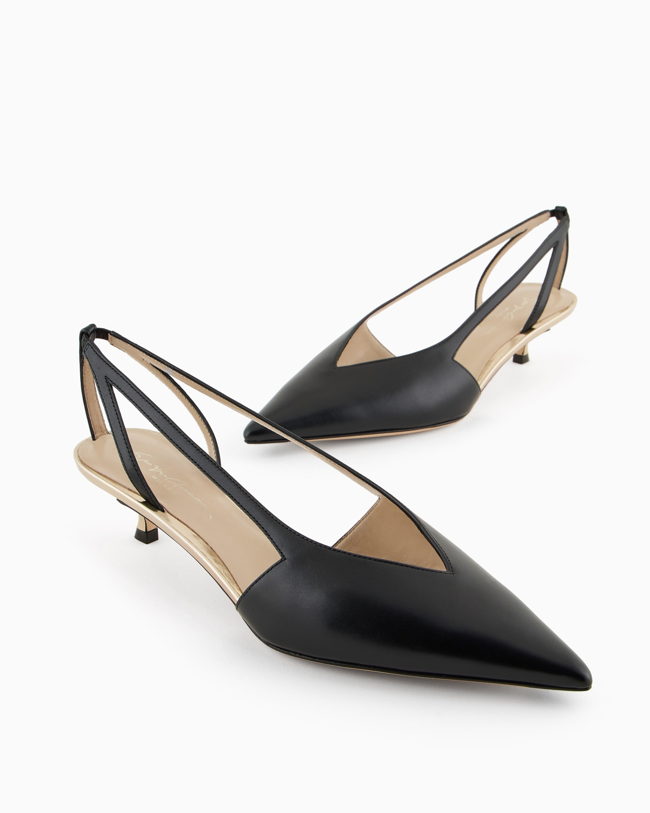 LEATHER COURT SHOES - 5
