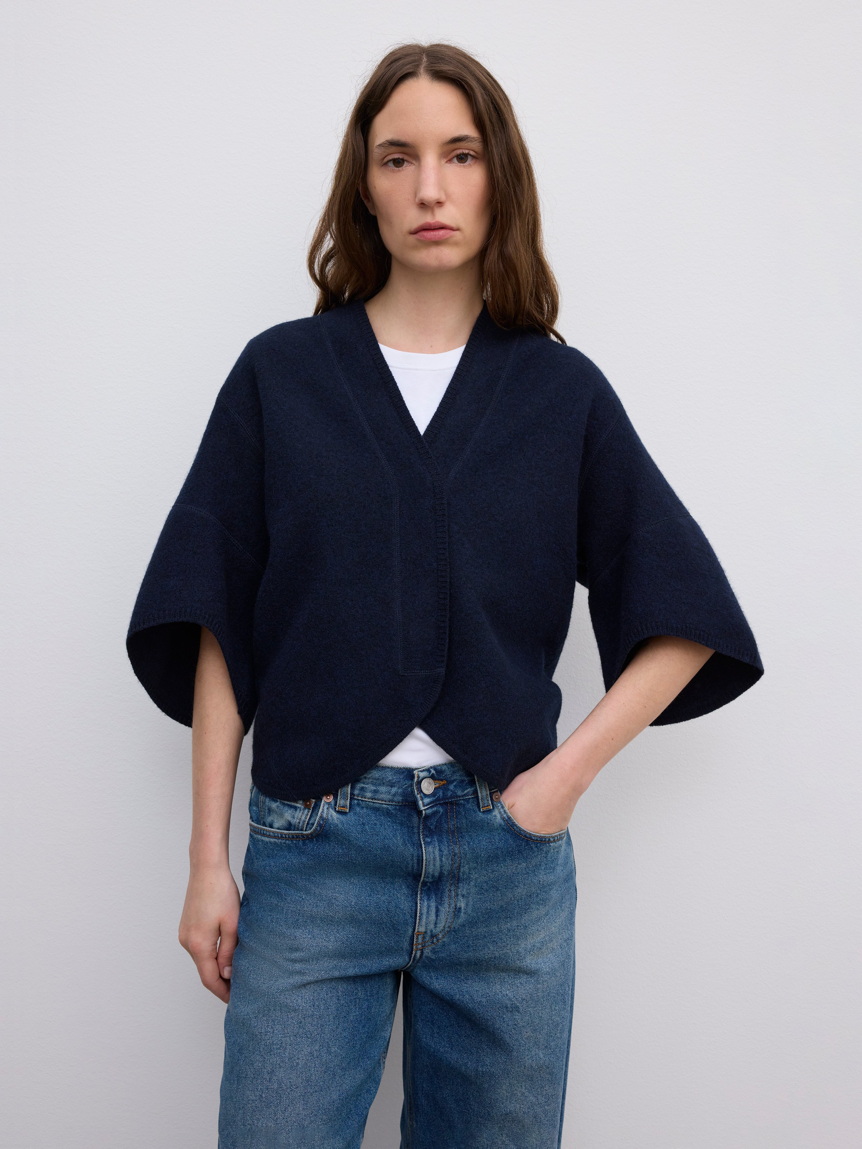 Short wool cardigan - 2